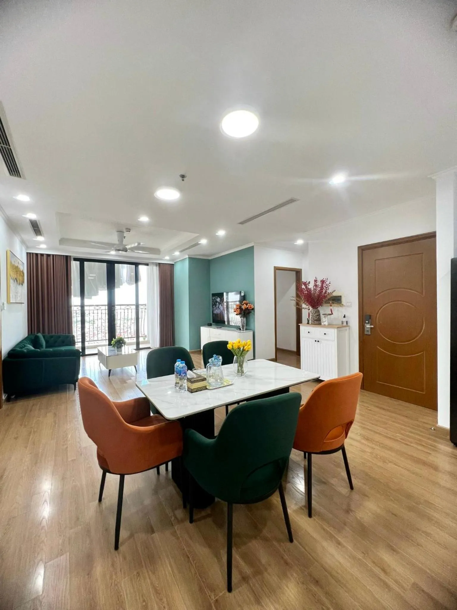 Vincom Mega Mall Royal City 72A Nguyễn Trãi Thanh Xuân Hà Nội