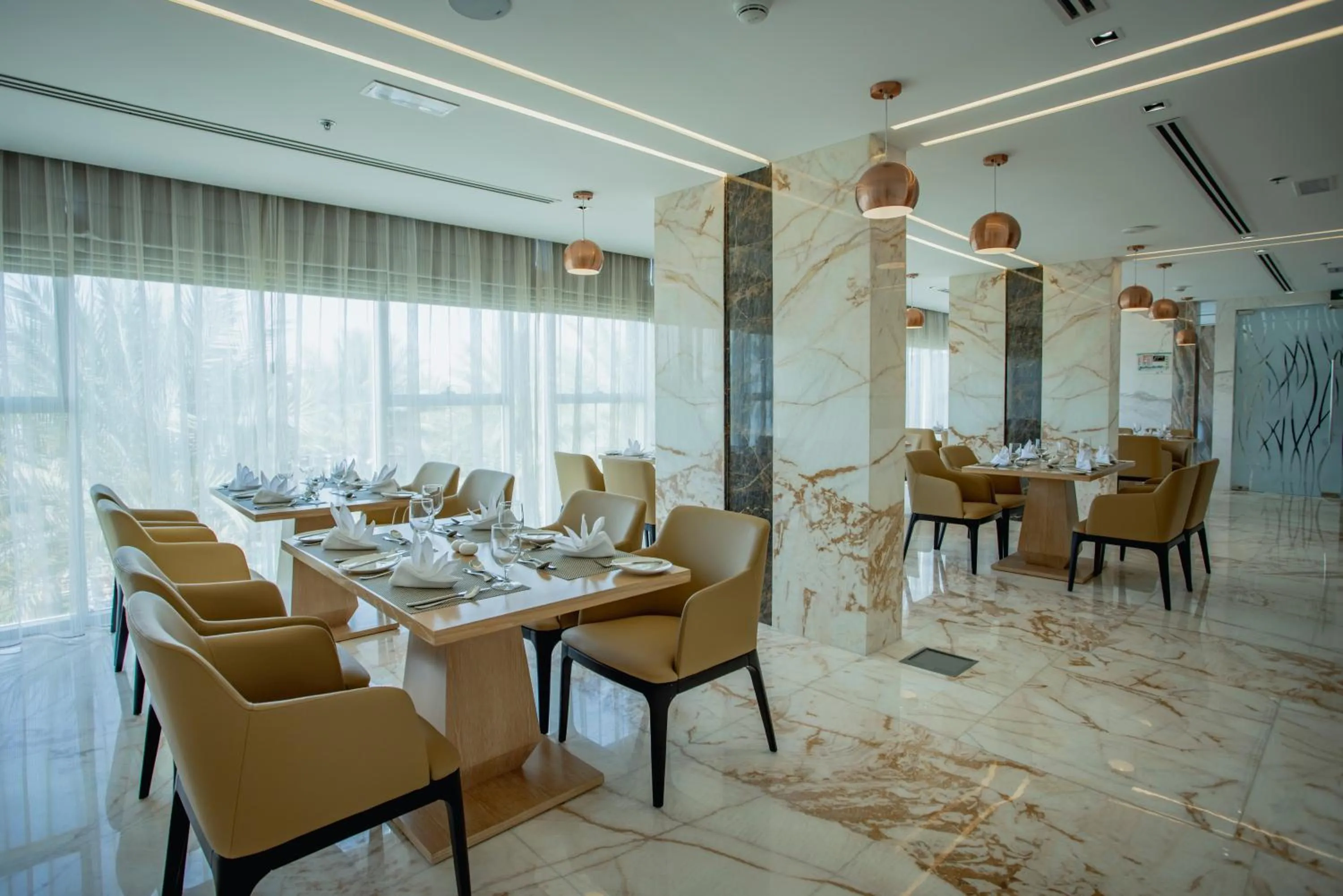 Restaurant/places to eat in Alberni Jabal Hafeet Hotel Al Ain