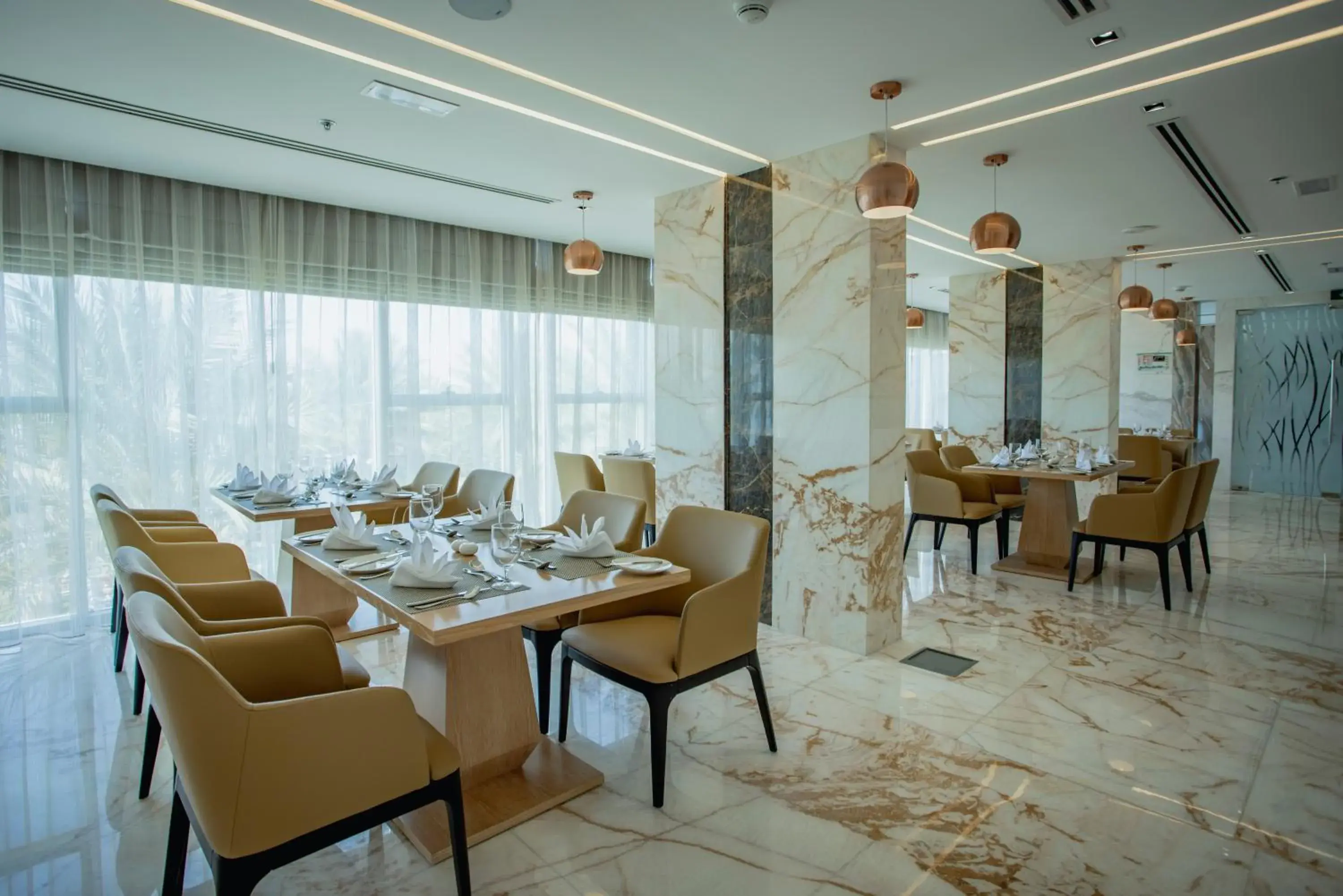 Restaurant/places to eat in Alberni Jabal Hafeet Hotel Al Ain Restaurant/places to eat in Alberni Jabal Hafeet Hotel Al Ain