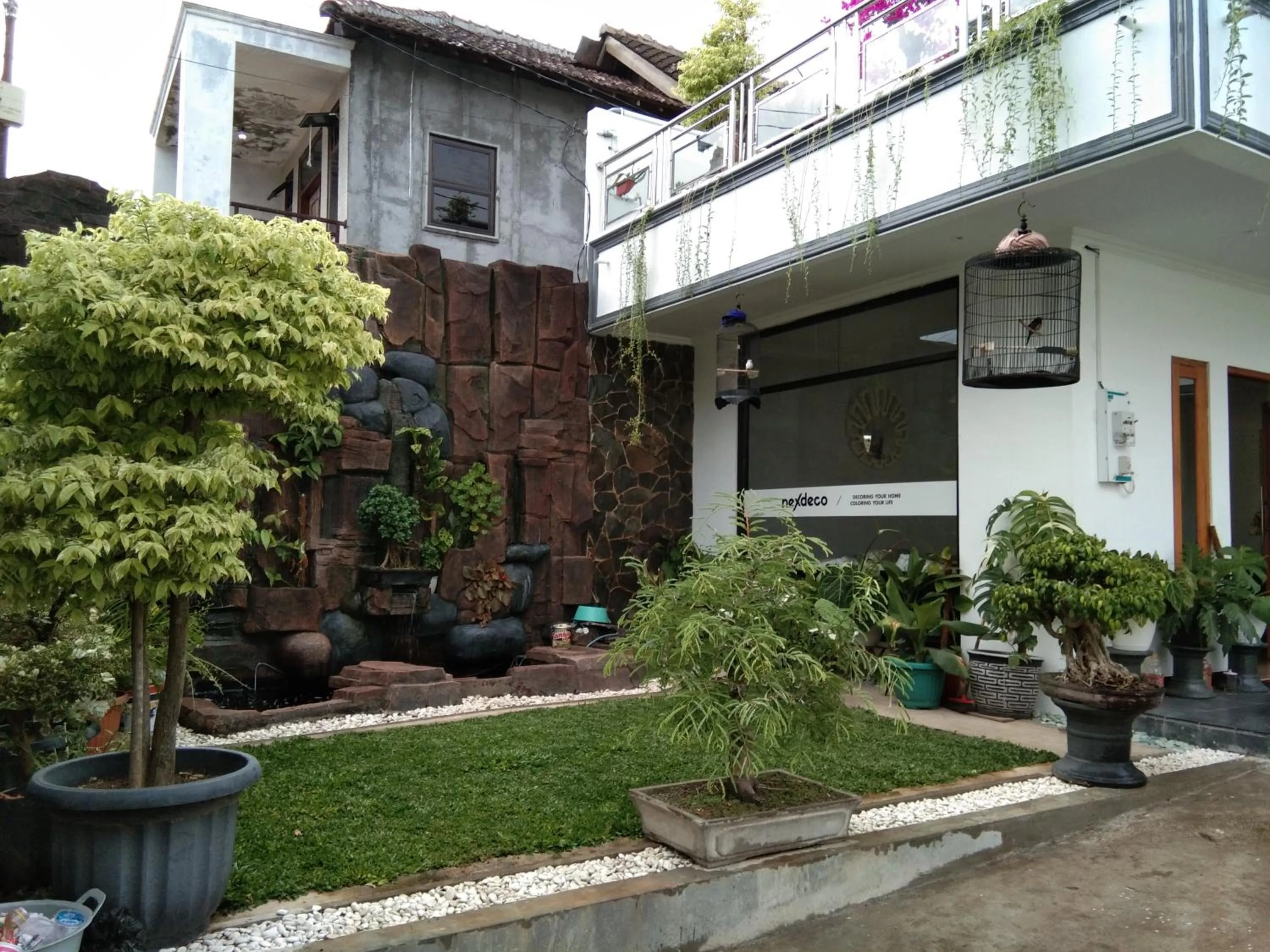 Nexdeco House Homestay Syariah Solo