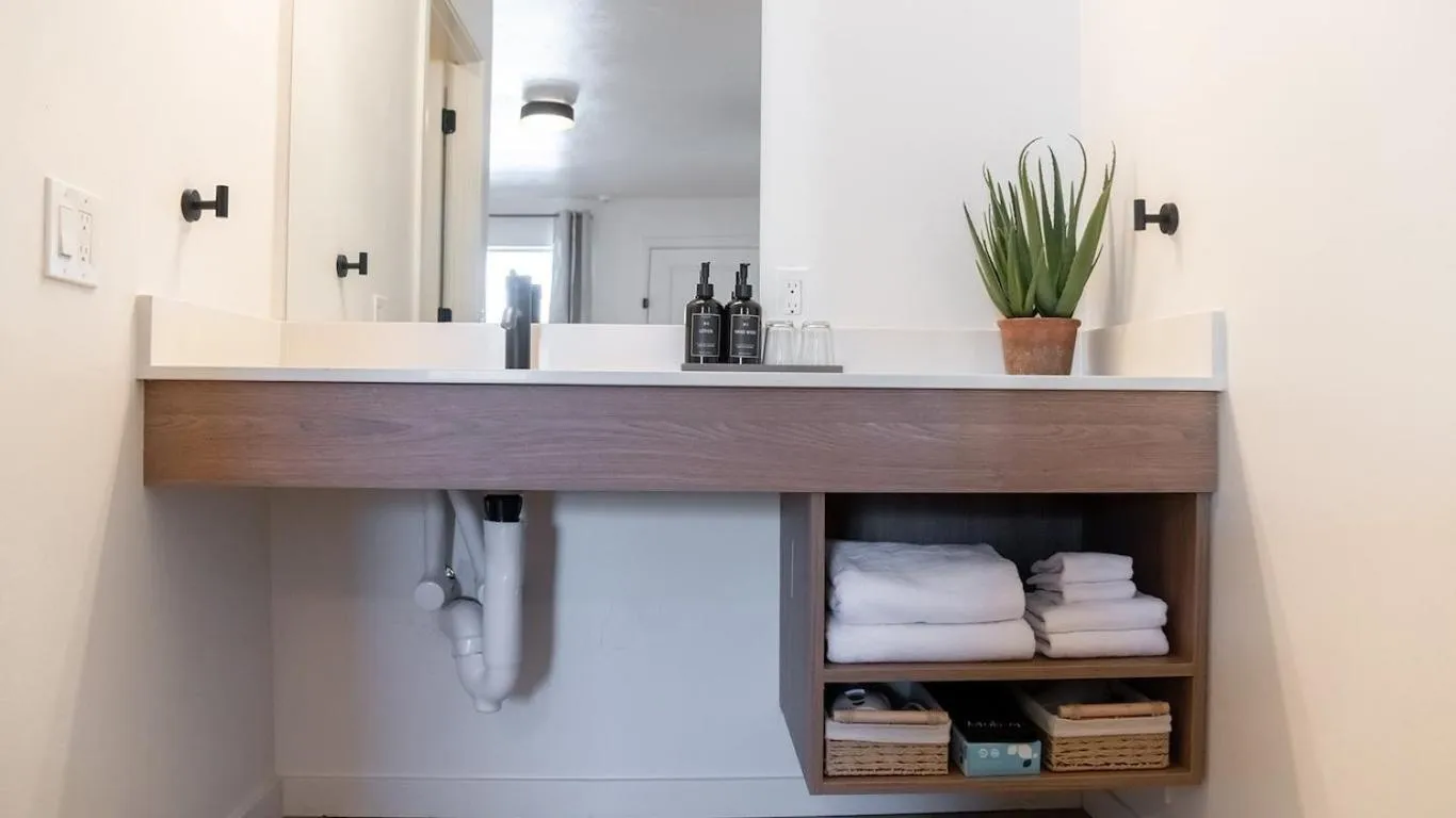 High Creek Lodge and Cabins