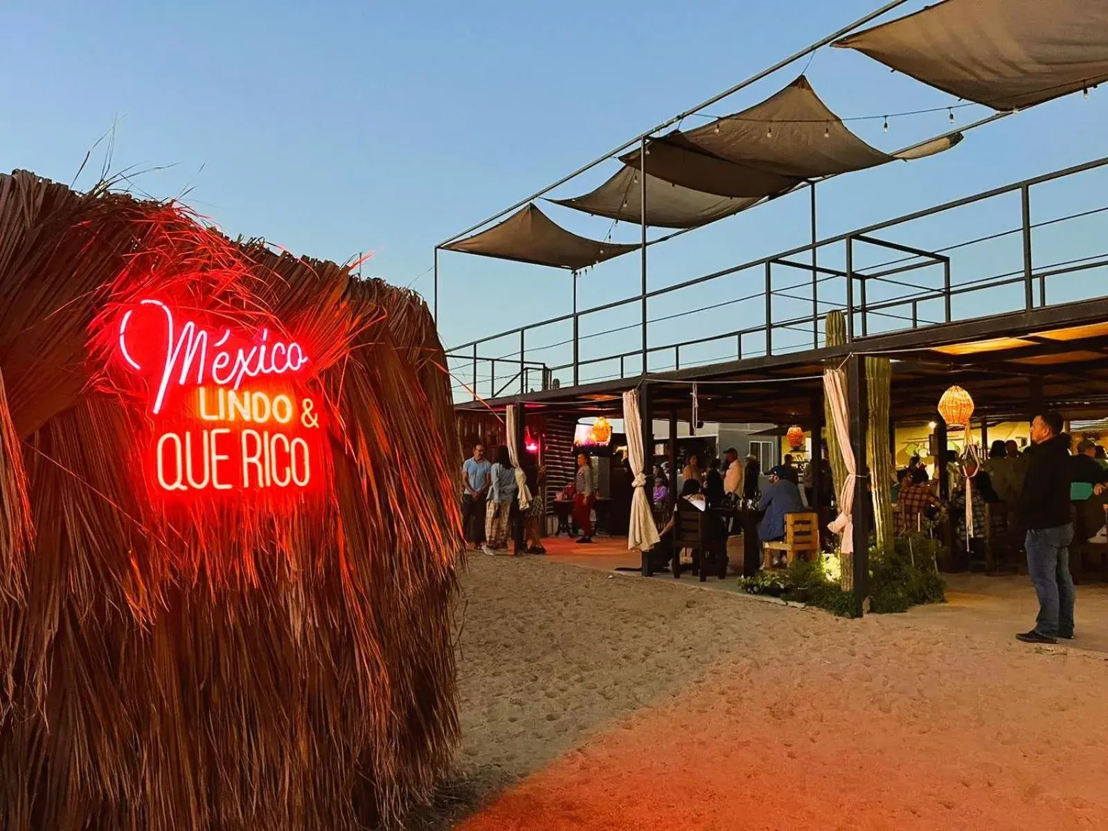 Lounge or bar in EXPERIENCE Lounge or bar in EXPERIENCE