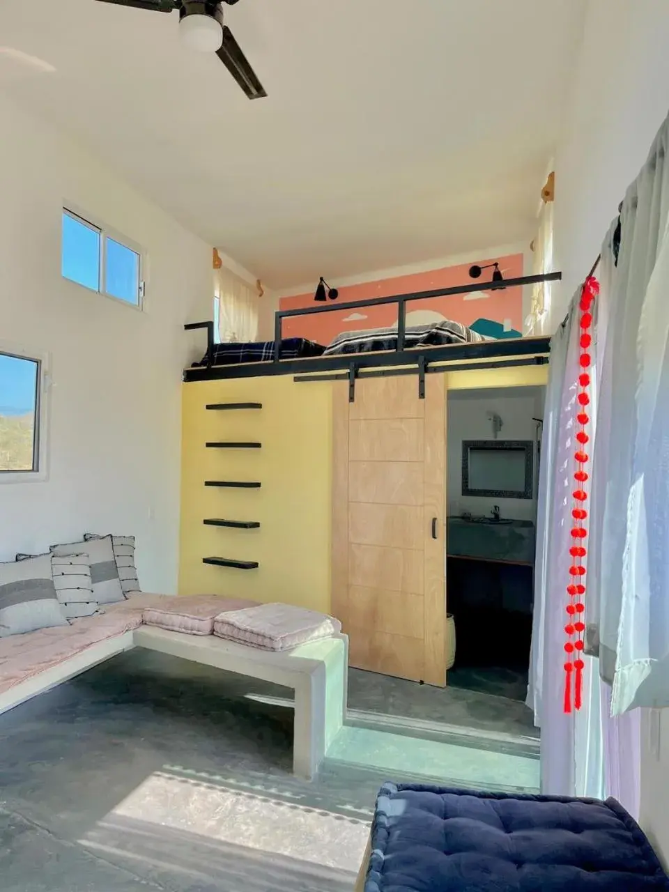 EXPERIENCE EXPERIENCE