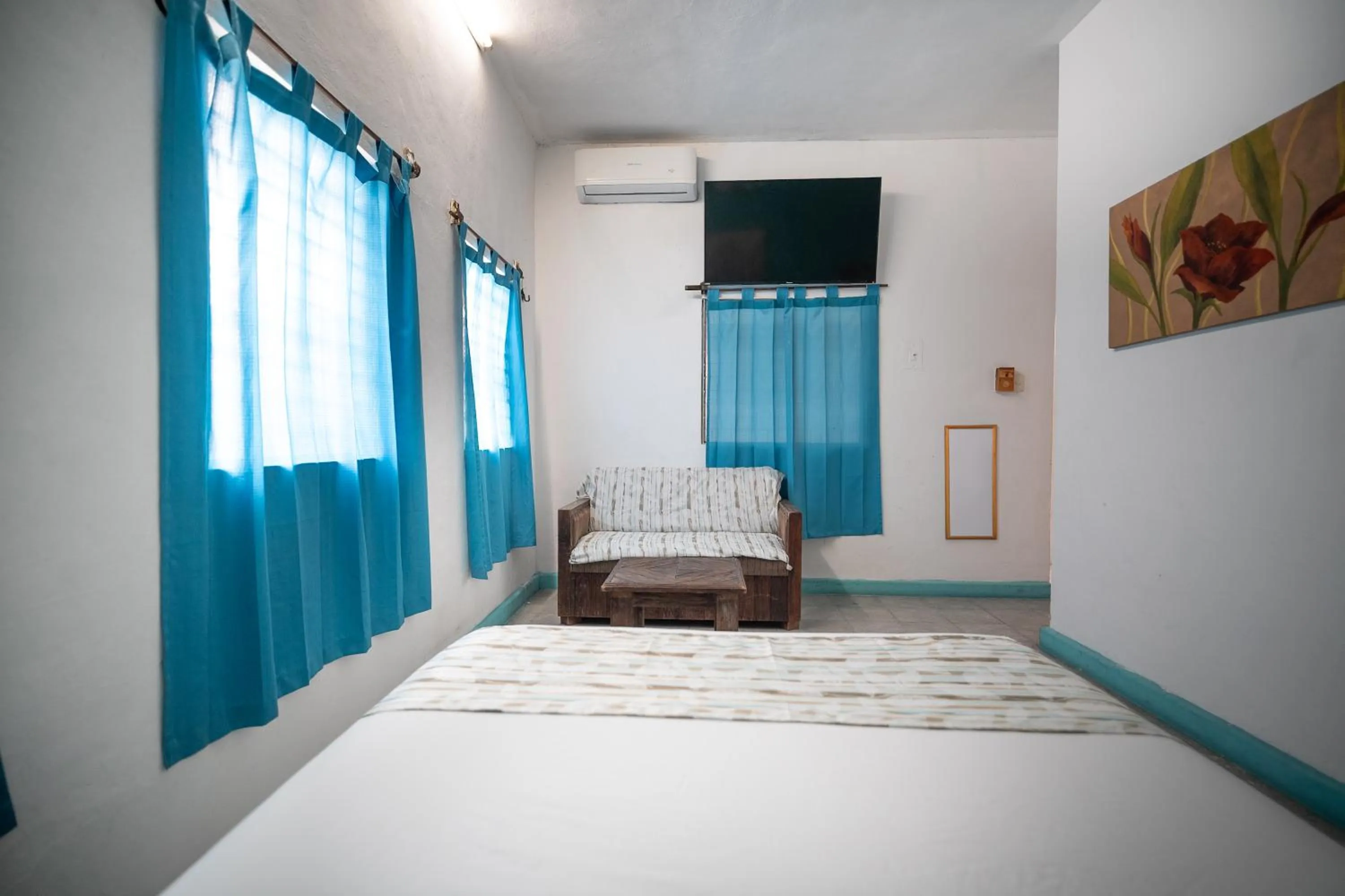 Living room, Bed in Hotel Posada Aurora