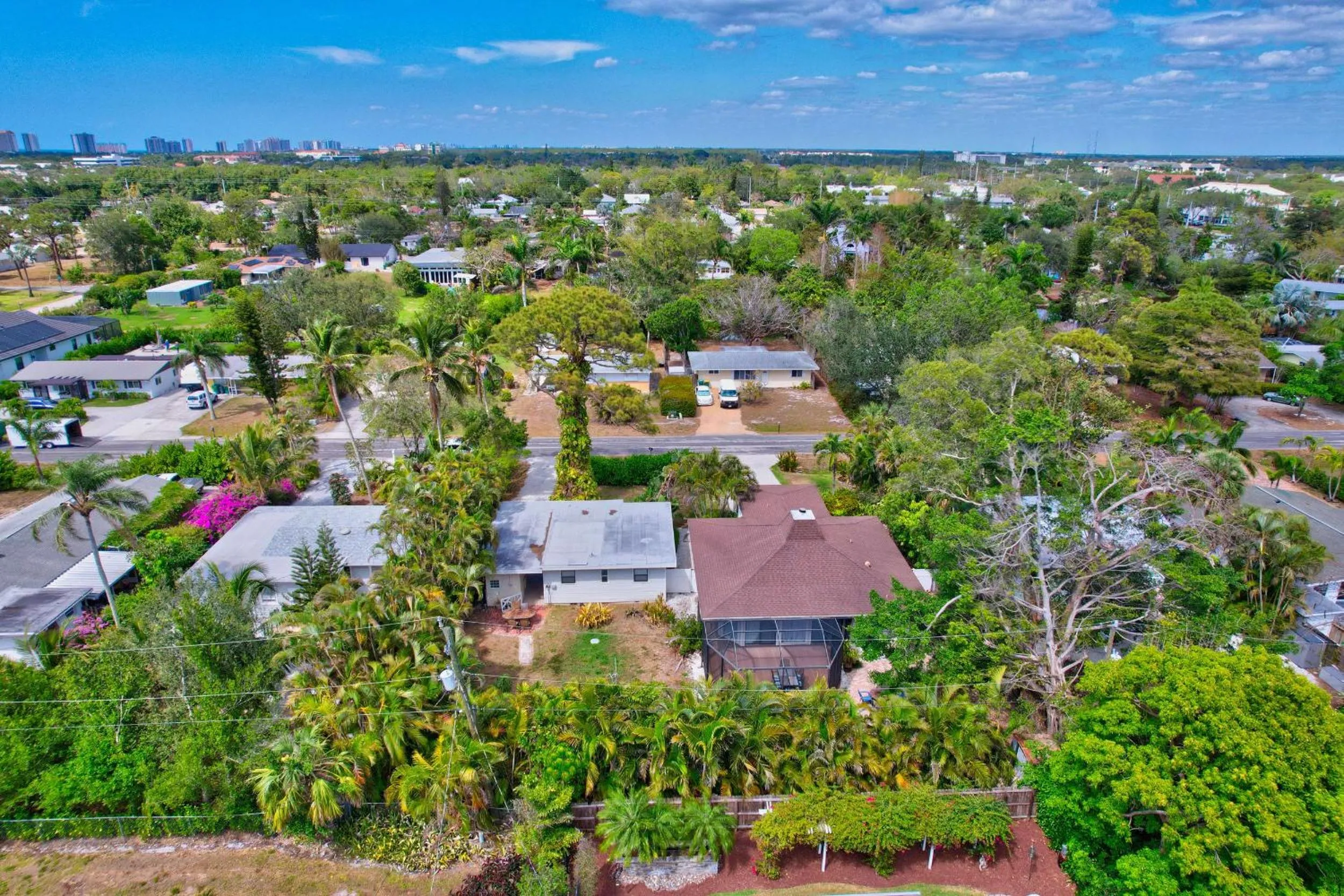 Sunny Naples - Subtropical Oasis Cottage