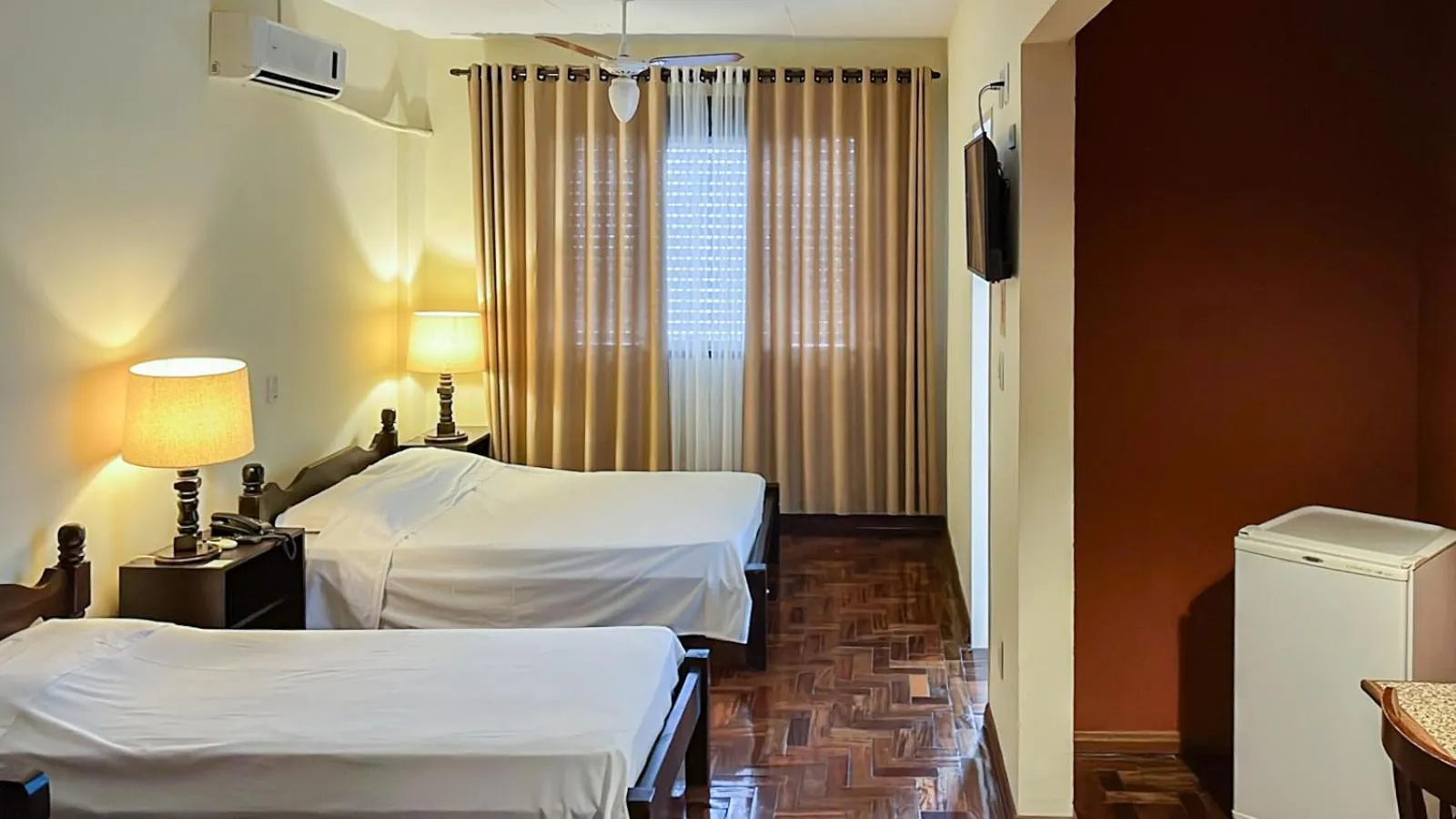 Photo of the whole room, Bed in Tri Hotel Lajeado