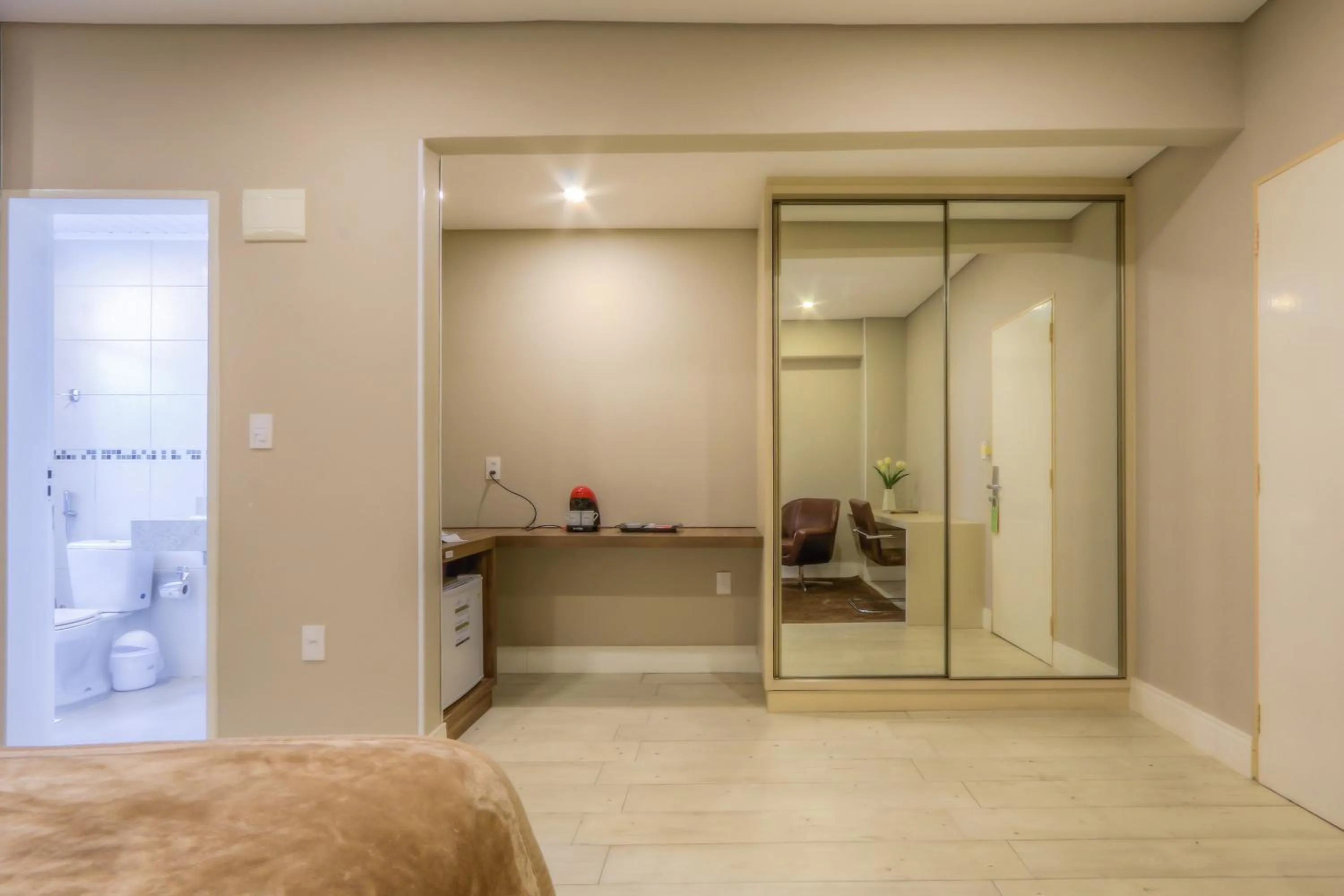 Photo of the whole room in Tri Hotel Lajeado