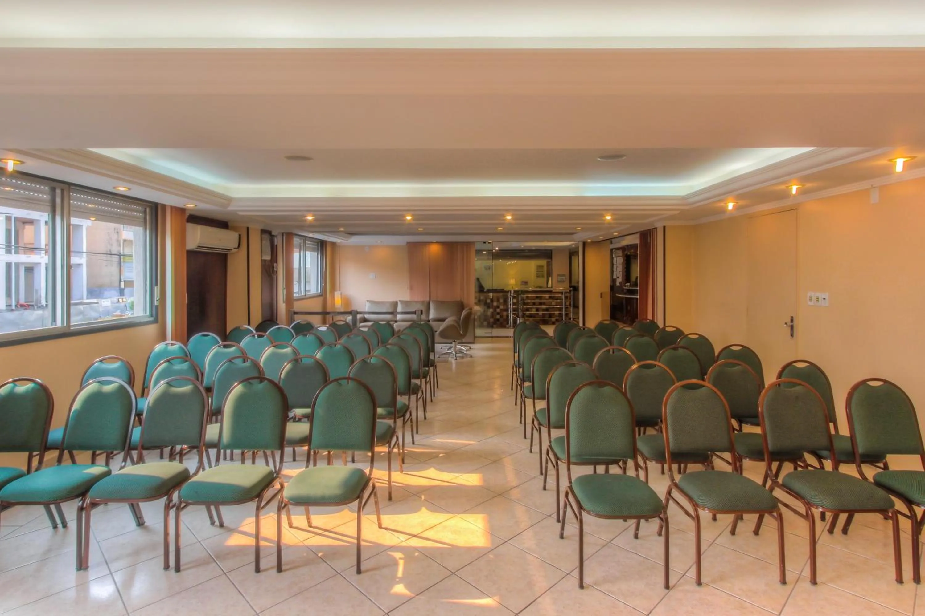Meeting/conference room in Tri Hotel Lajeado