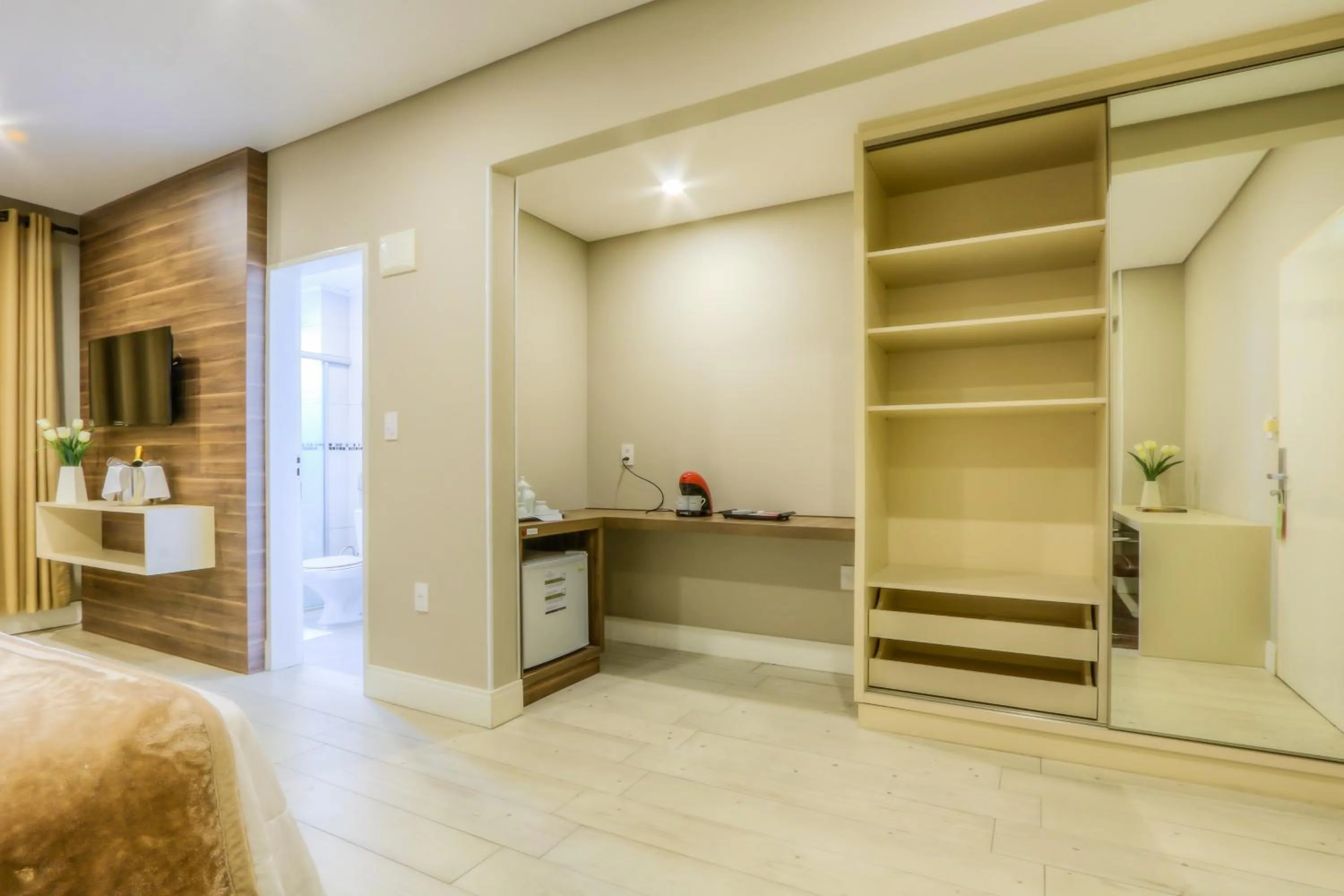 Photo of the whole room in Tri Hotel Lajeado