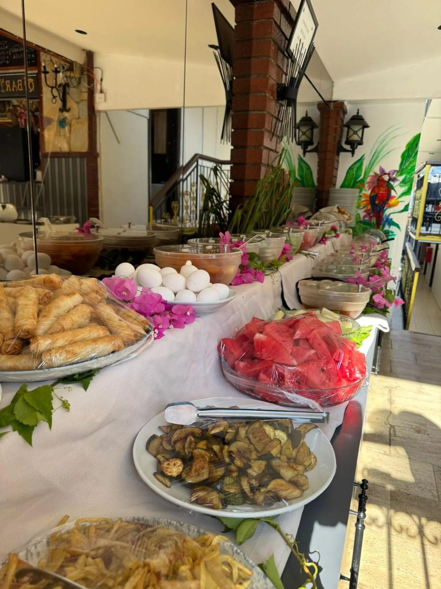 Breakfast in Orange Garden Aparts & Hotel THE NORDIC