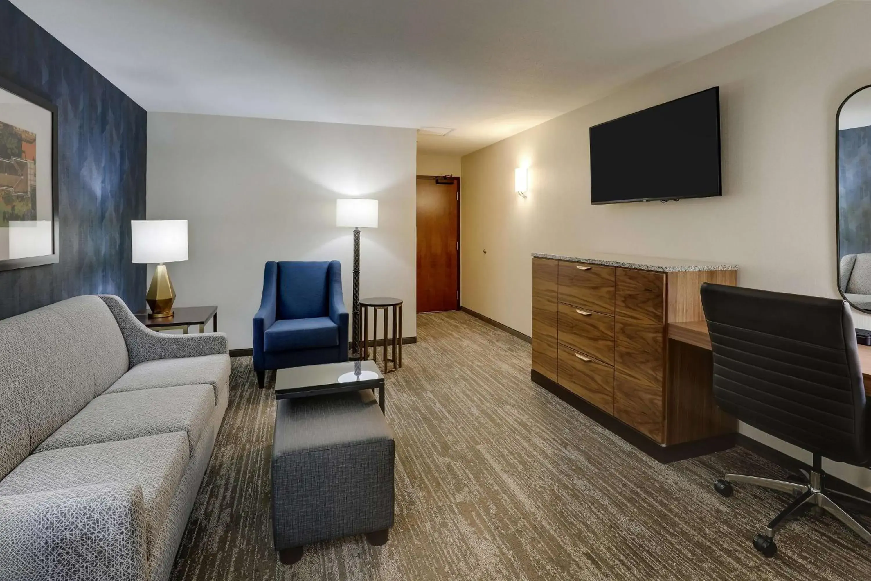 Bedroom in Drury Plaza Hotel Tallahassee Bedroom in Drury Plaza Hotel Tallahassee