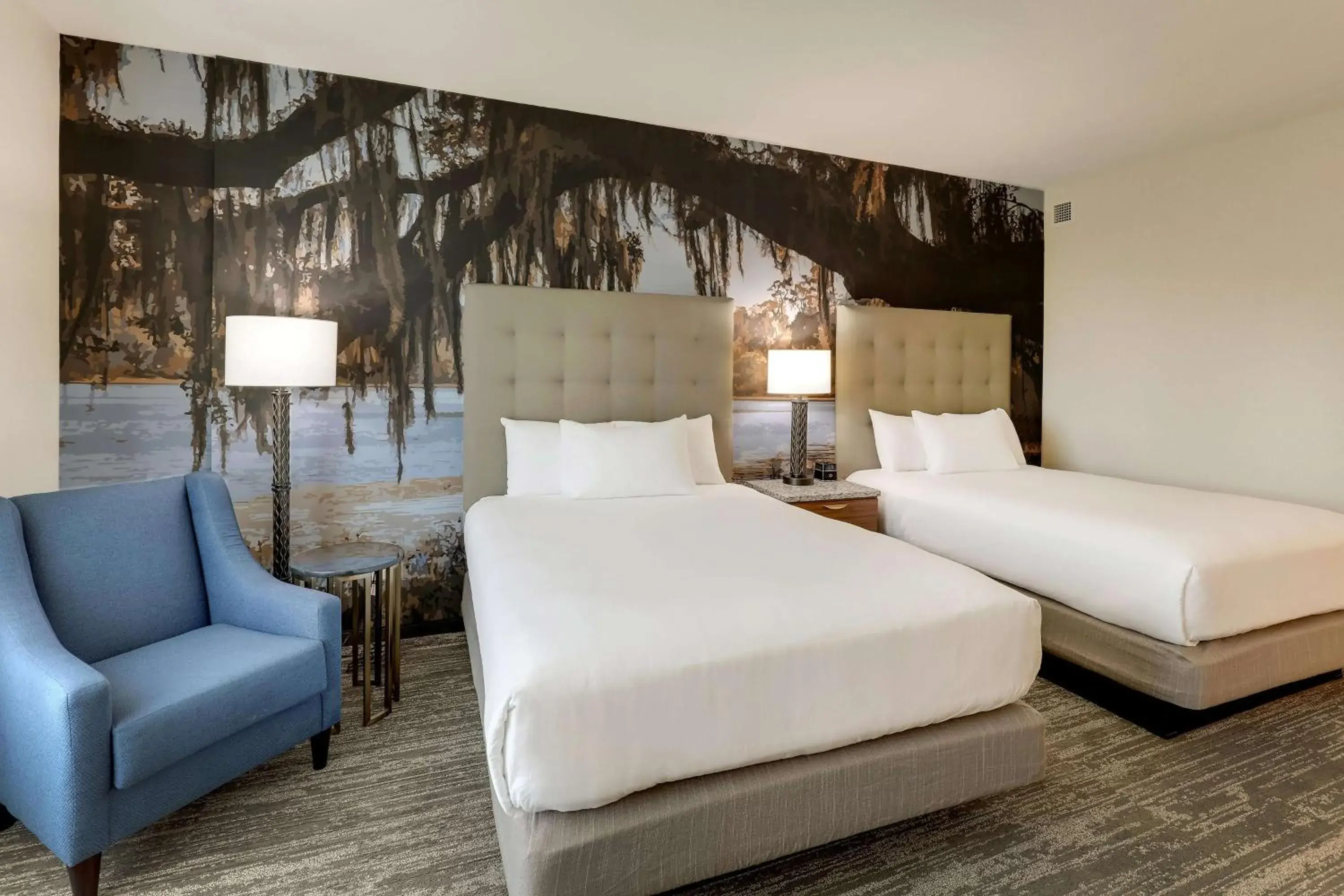 Upper Floor Deluxe Queen Room with Two Queen Beds in Drury Plaza Hotel Tallahassee Upper Floor Deluxe Queen Room with Two Queen Beds in Drury Plaza Hotel Tallahassee