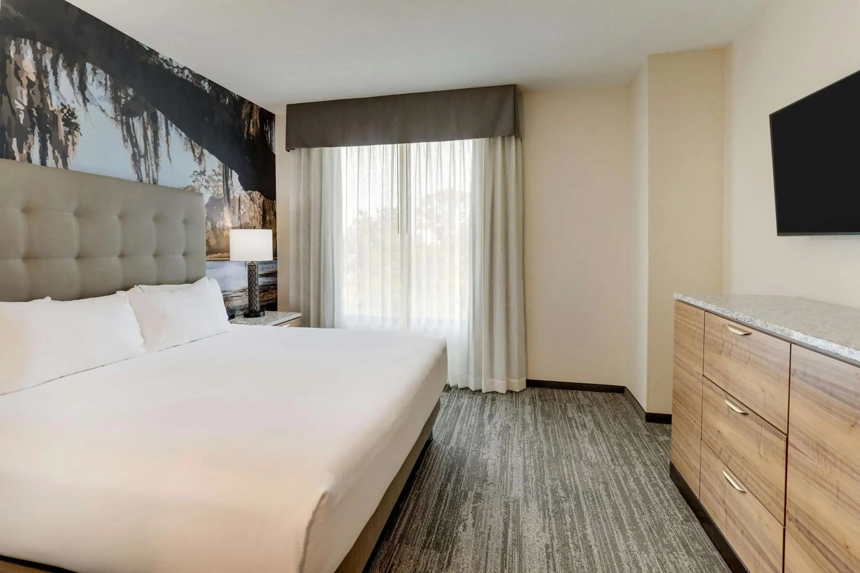 Bedroom, Bed in Drury Plaza Hotel Tallahassee Bedroom, Bed in Drury Plaza Hotel Tallahassee