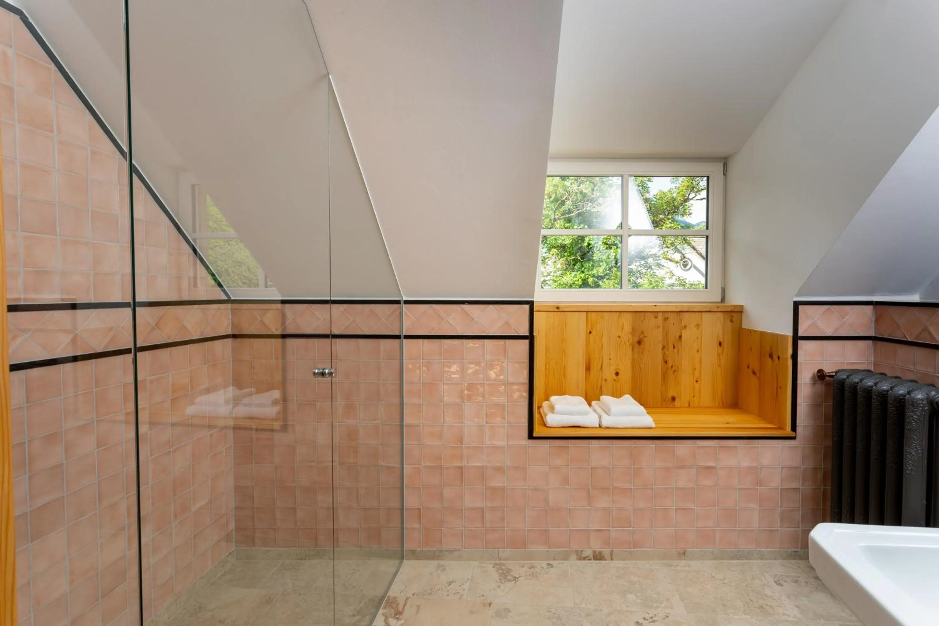Shower in Podenhaus