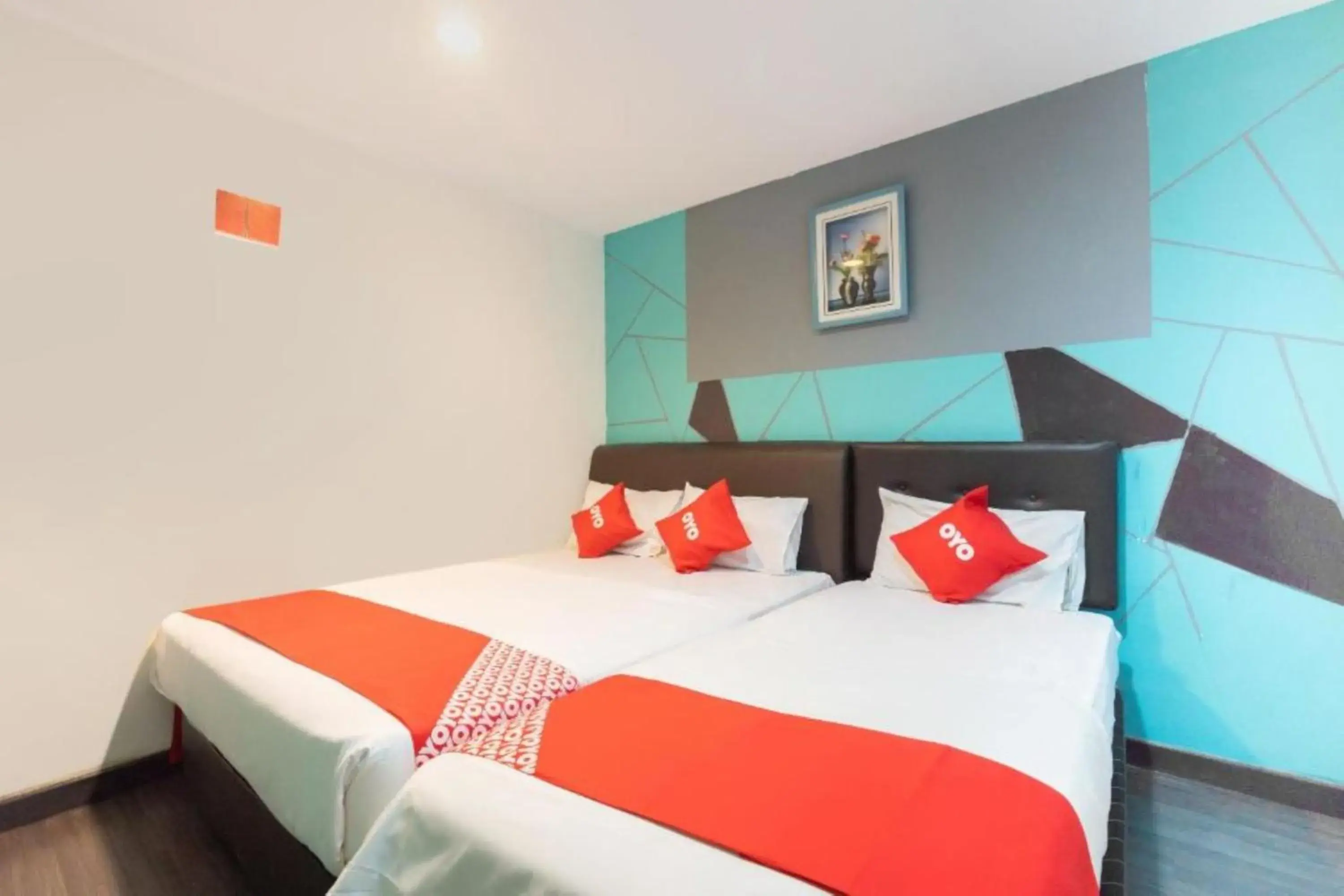 Bed in 1st Inn Hotel Klang Sentral Meru Bed in 1st Inn Hotel Klang Sentral Meru