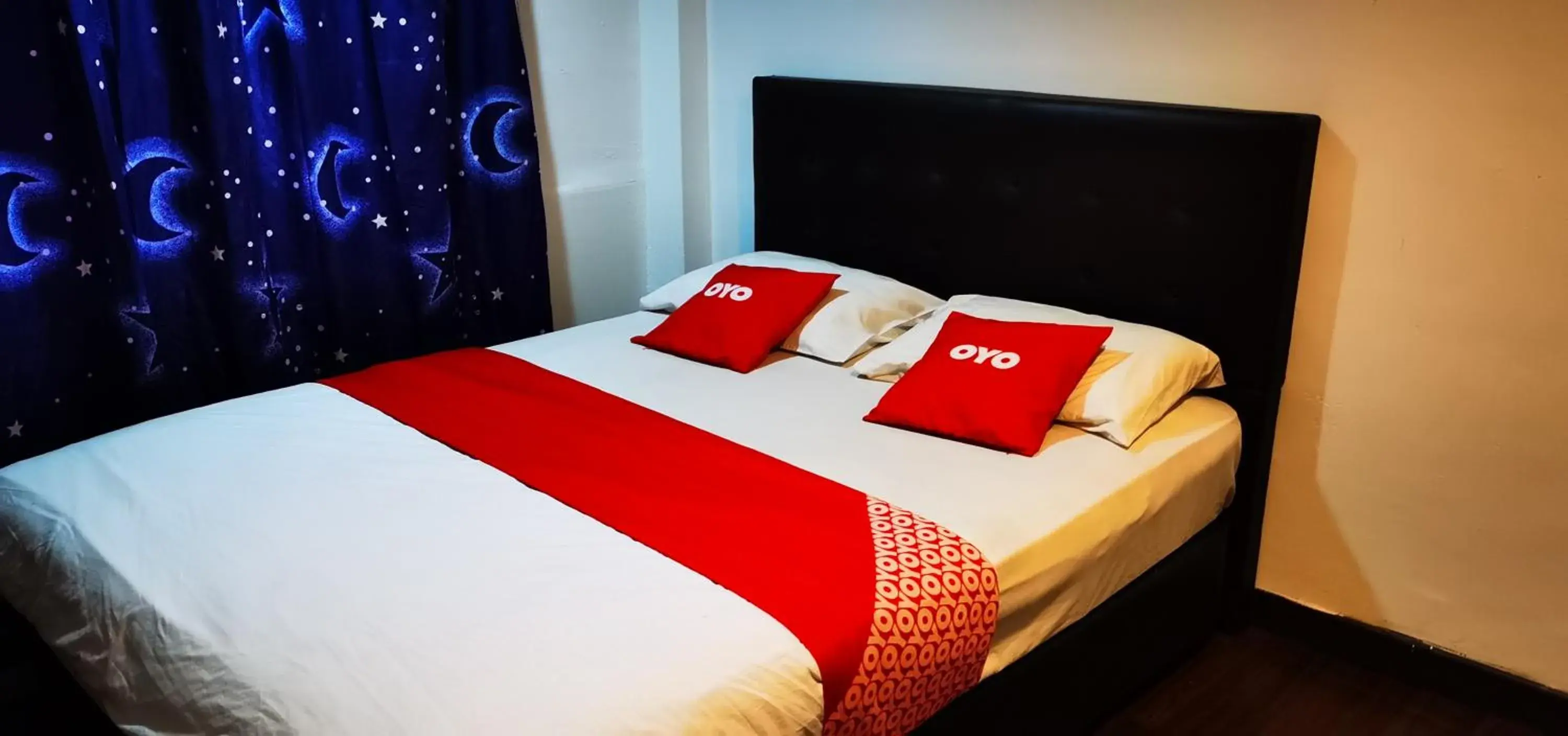 Bed in 1st Inn Hotel Klang Sentral Meru Bed in 1st Inn Hotel Klang Sentral Meru