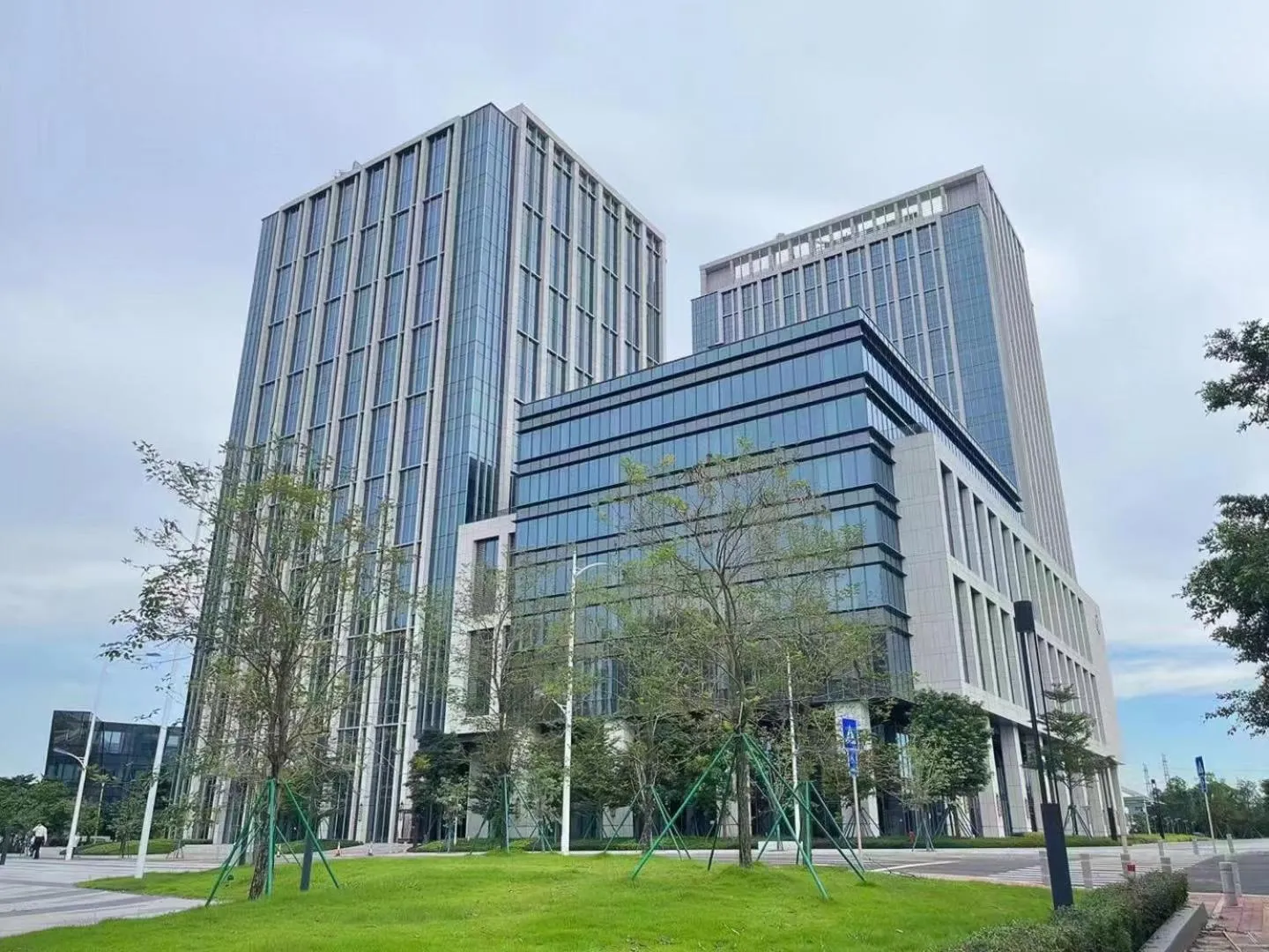 Property building in Guangzhou Pazhou LN DongFang Hotel