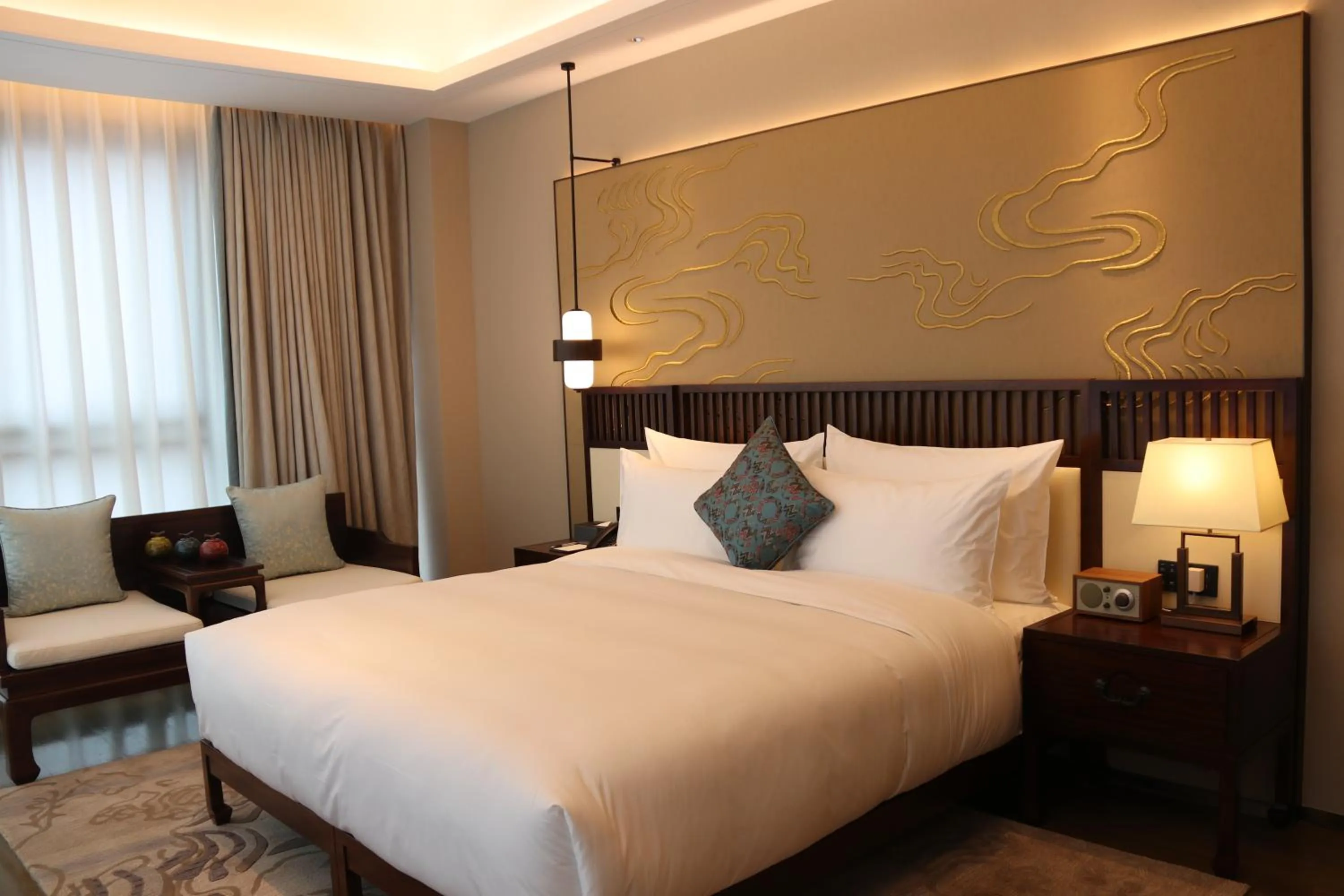 Bed in Guangzhou Pazhou LN DongFang Hotel