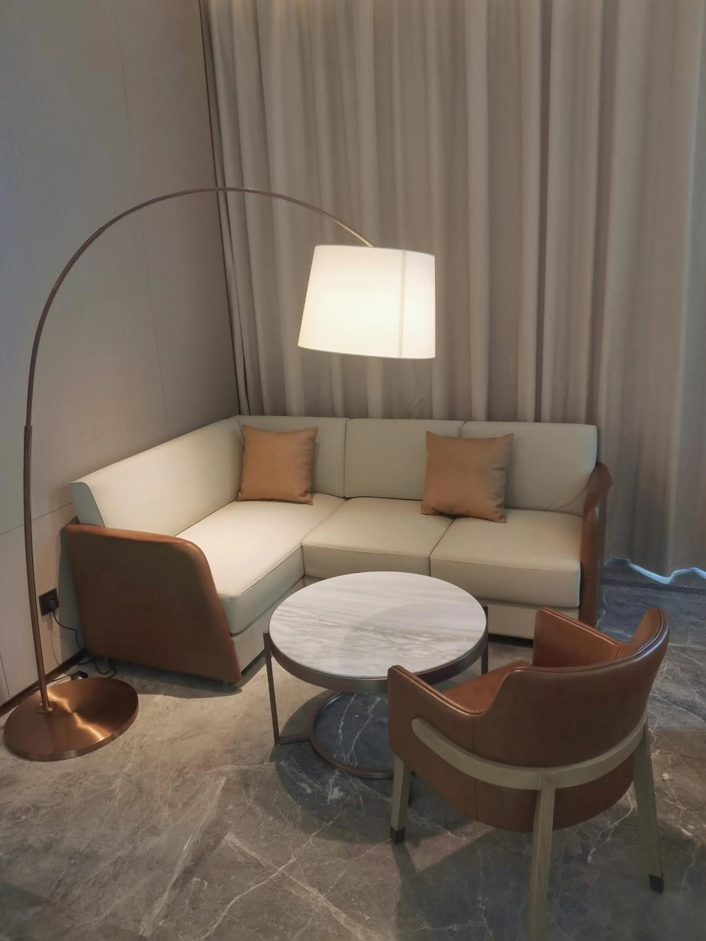 Seating area in Guangzhou Pazhou LN DongFang Hotel