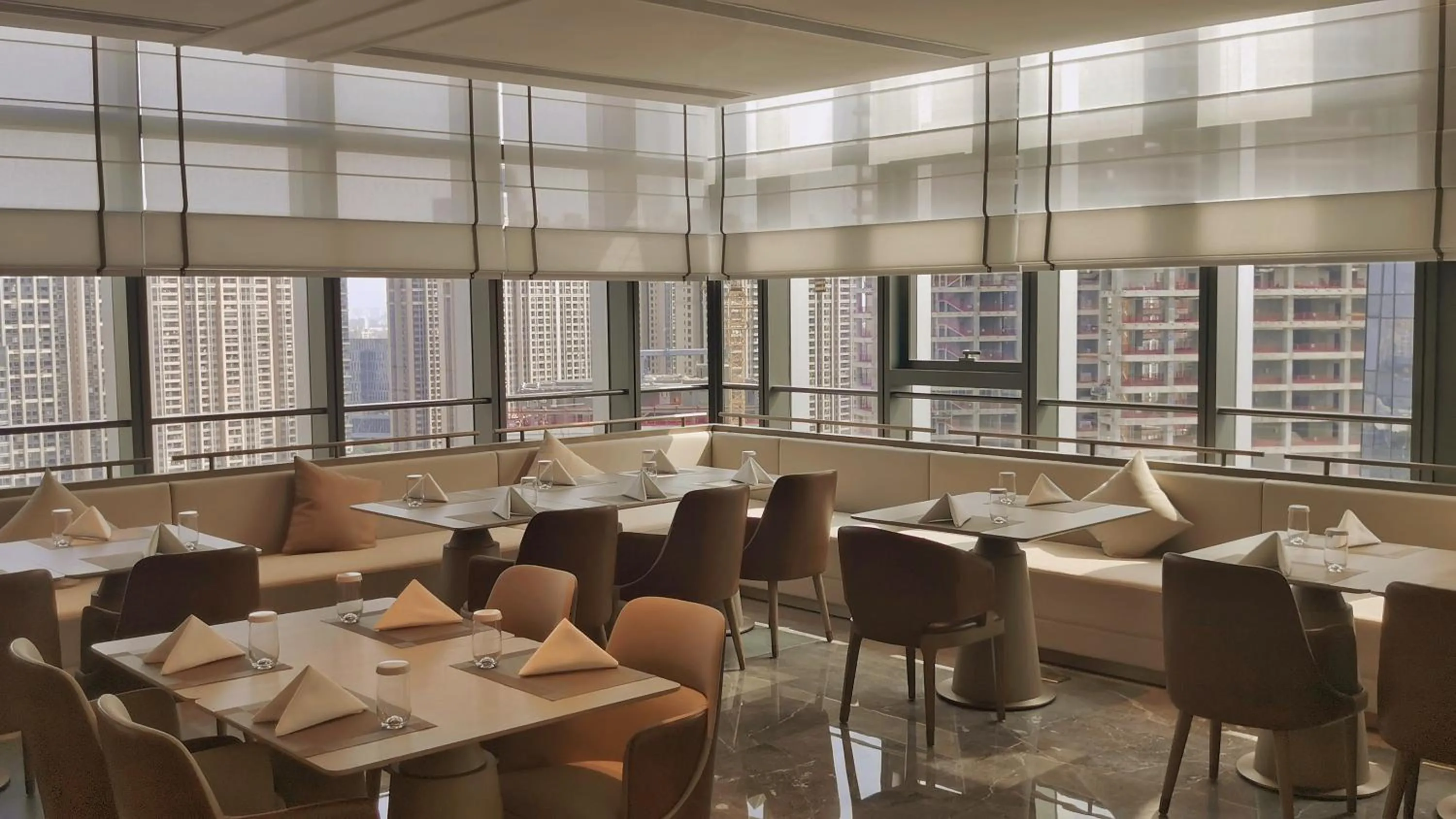 Restaurant/places to eat in Guangzhou Pazhou LN DongFang Hotel