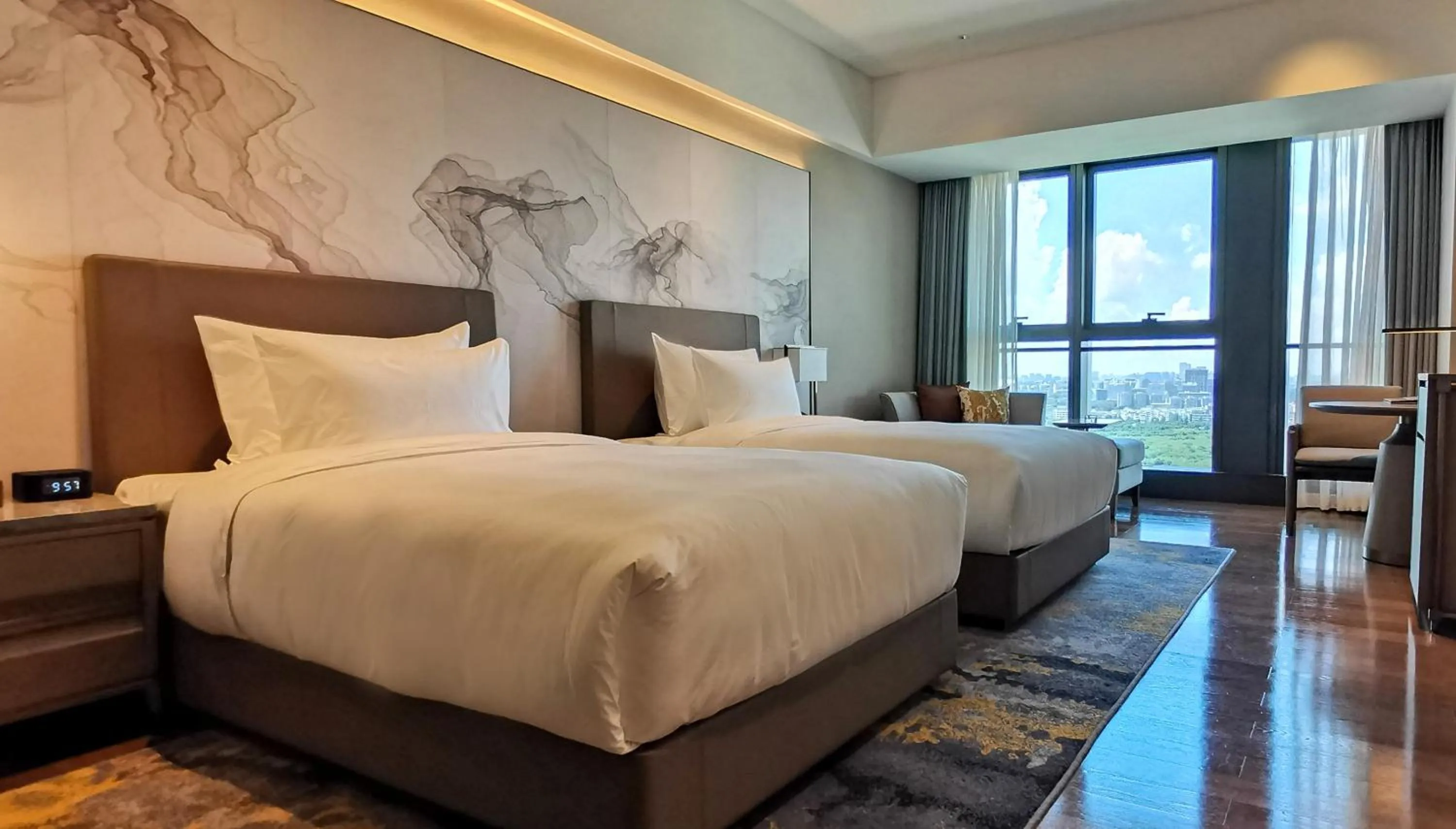 Bed in Guangzhou Pazhou LN DongFang Hotel