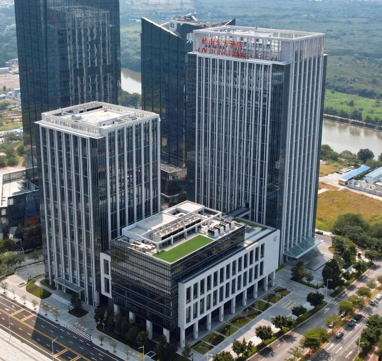 Property building in Guangzhou Pazhou LN DongFang Hotel