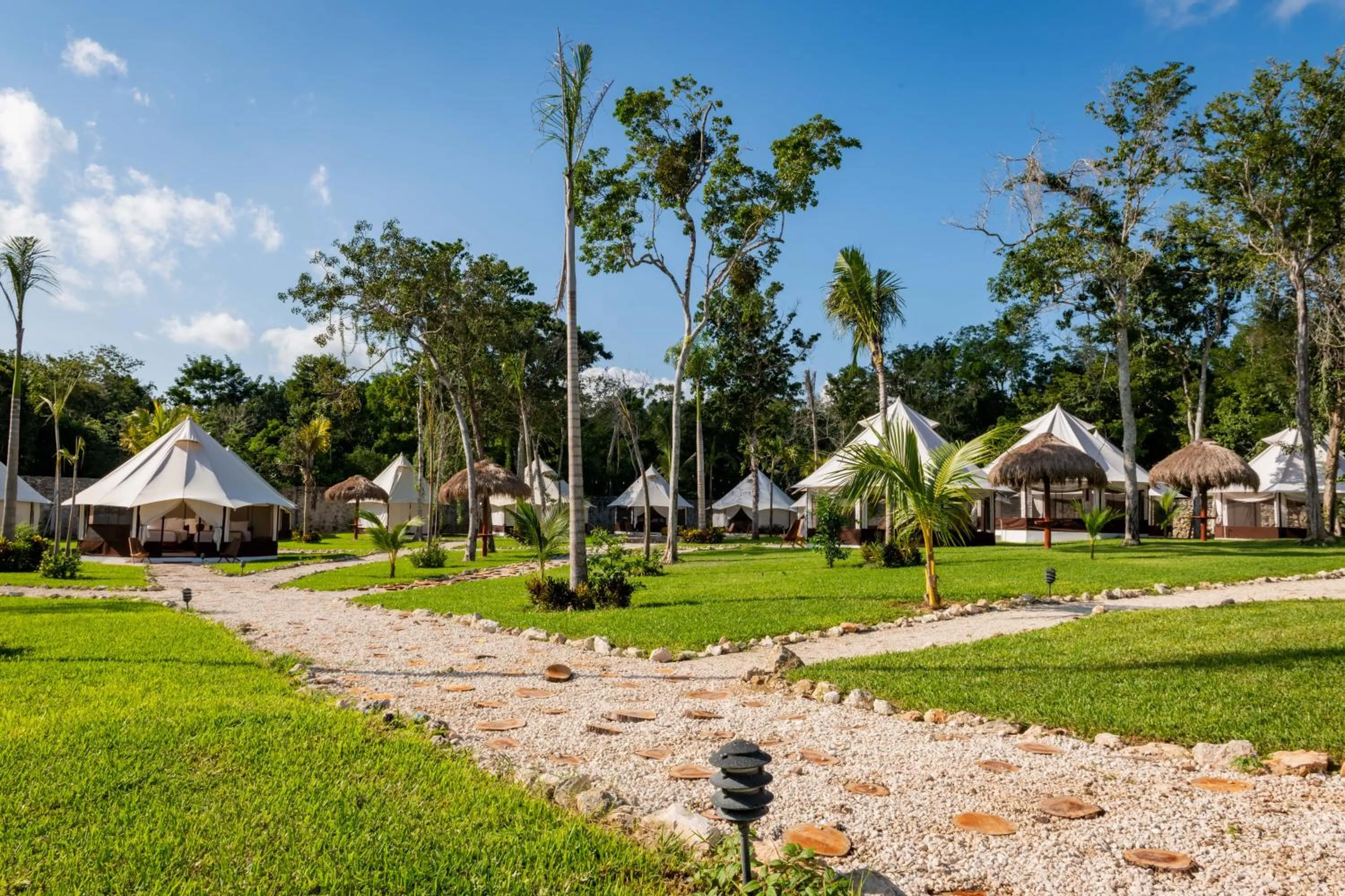 Day in Xakluum Eco Glampings