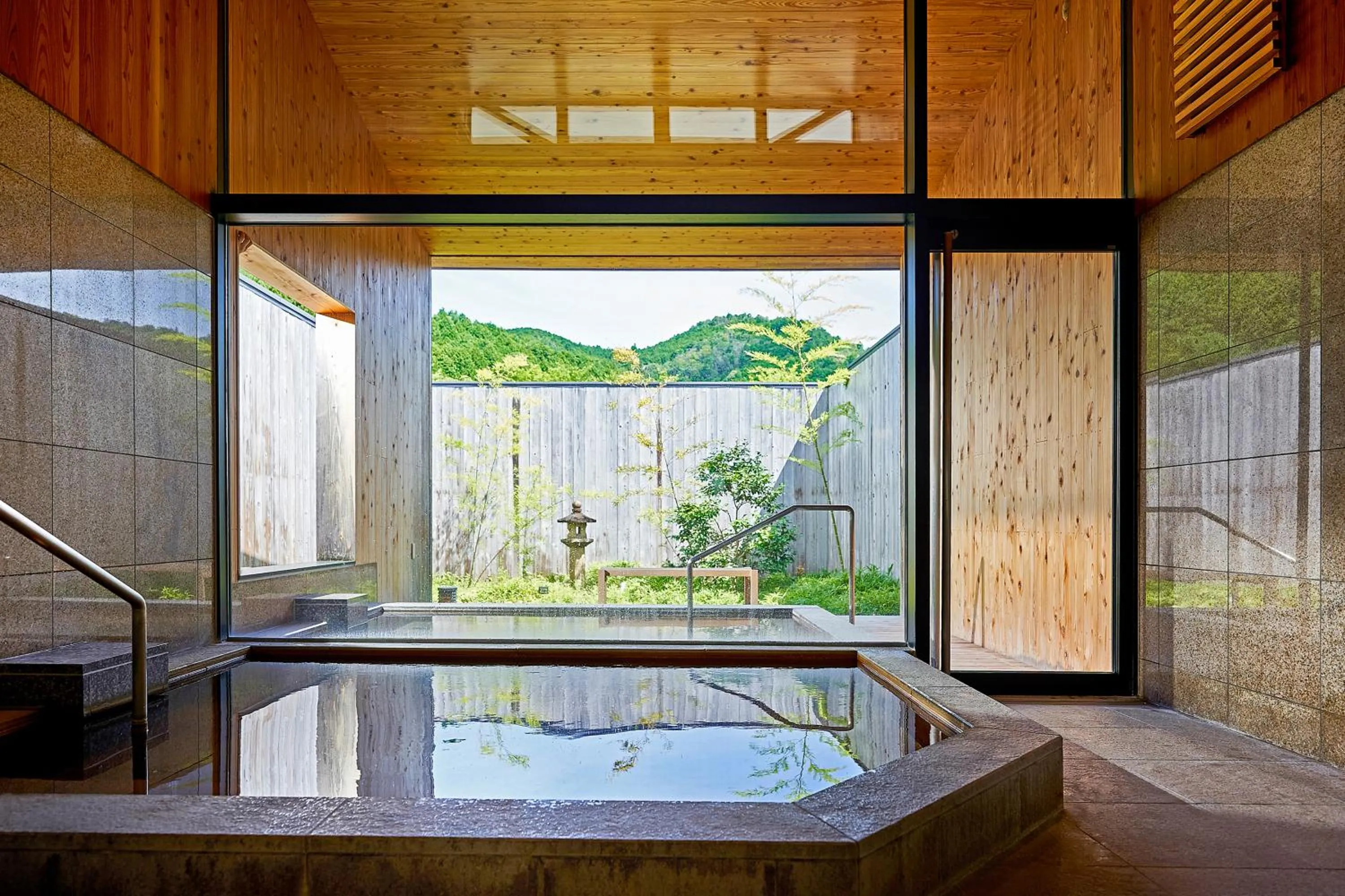 Hot Spring Bath in Sanso Amanosato