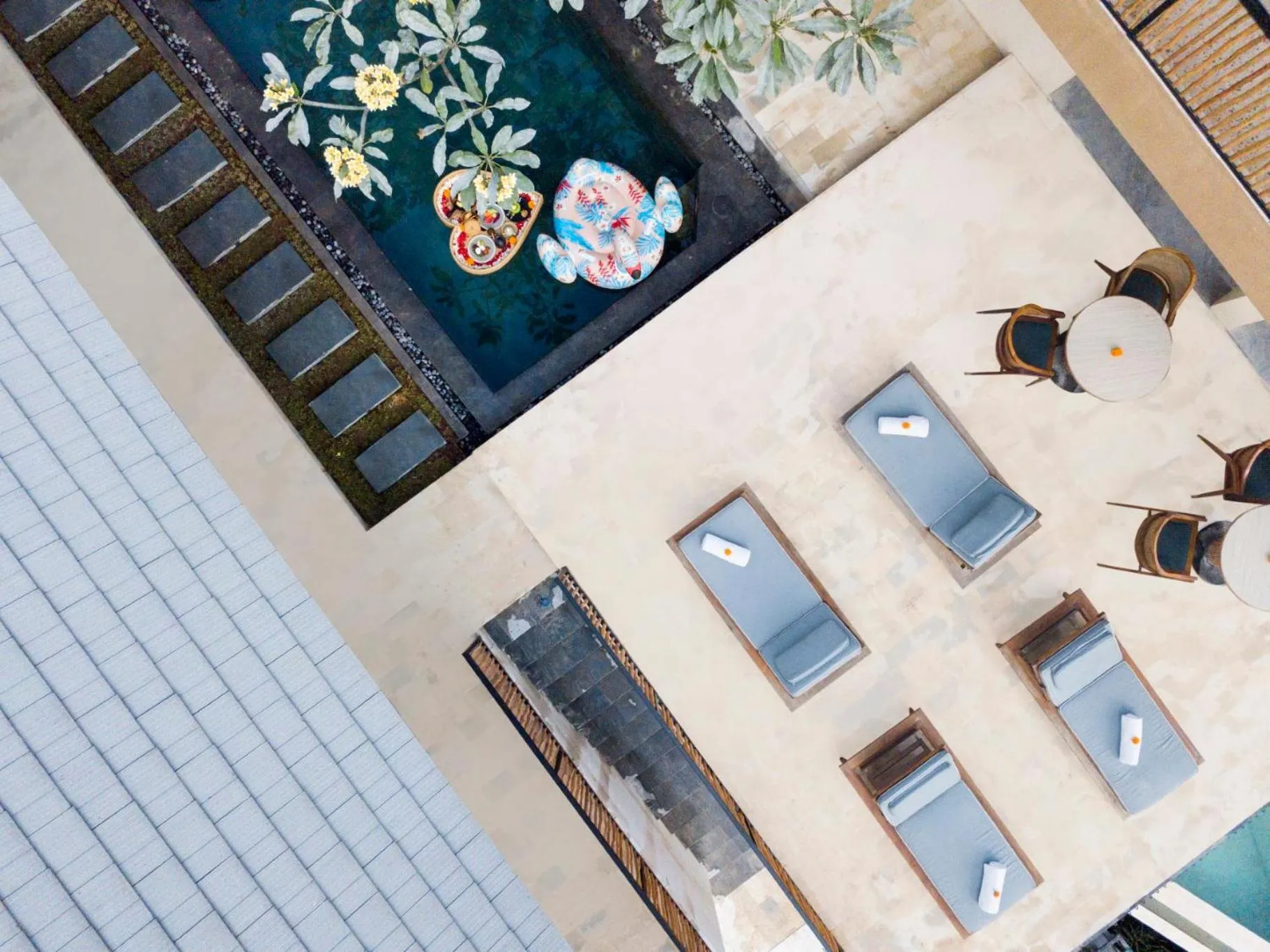 Lounge or bar in Suara Alam Ubud Villa by Ini Vie Hospitality