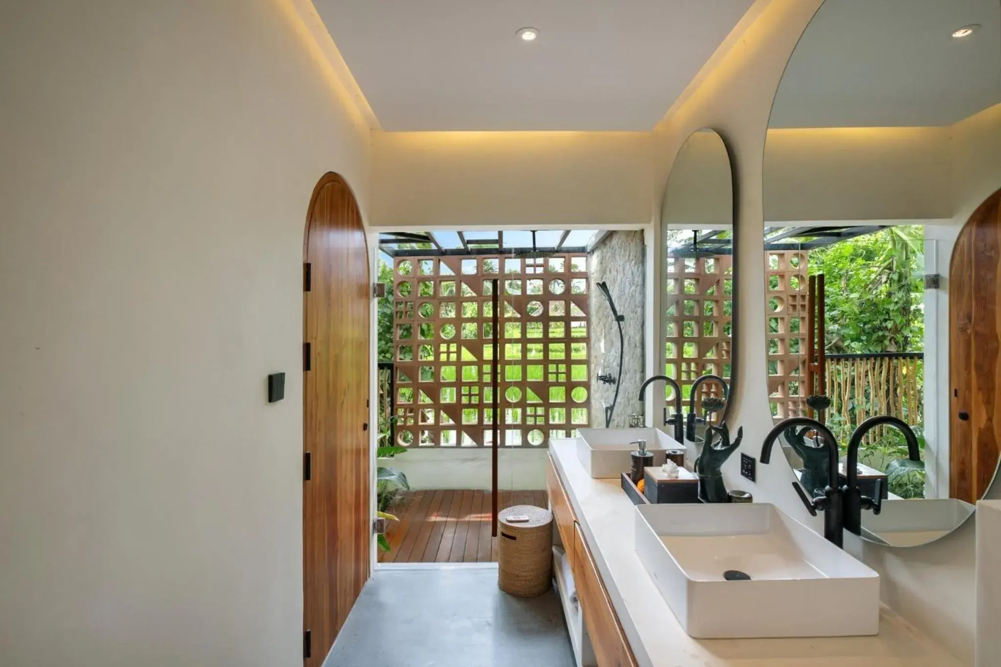 Bathroom in Suara Alam Ubud Villa by Ini Vie Hospitality Bathroom in Suara Alam Ubud Villa by Ini Vie Hospitality