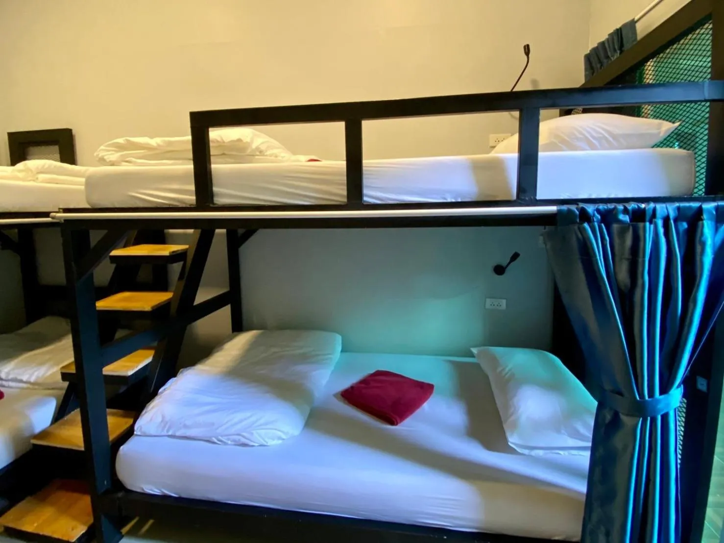 Bed in Boom Hostel Khao Sok