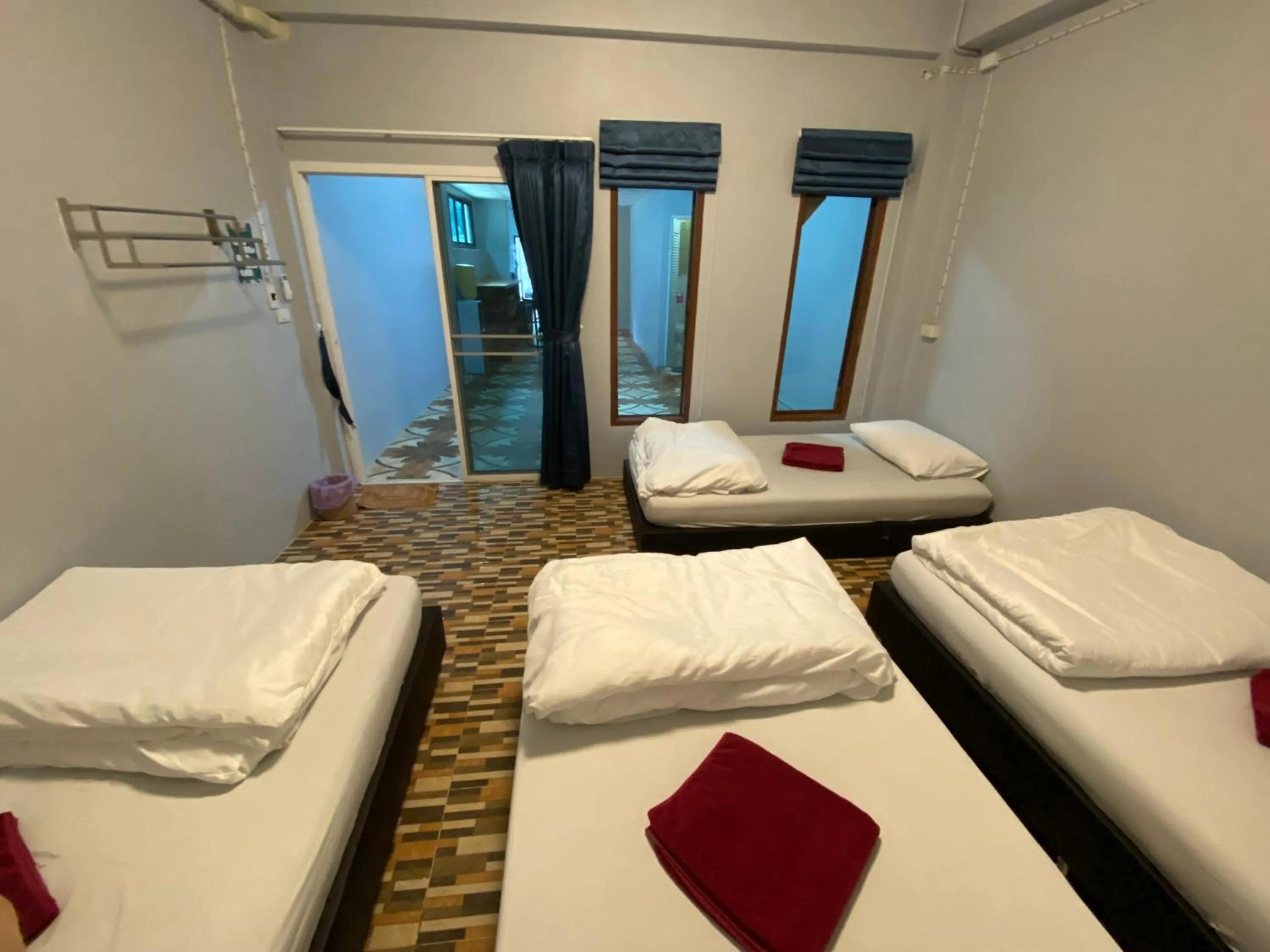 Bed in Boom Hostel Khao Sok