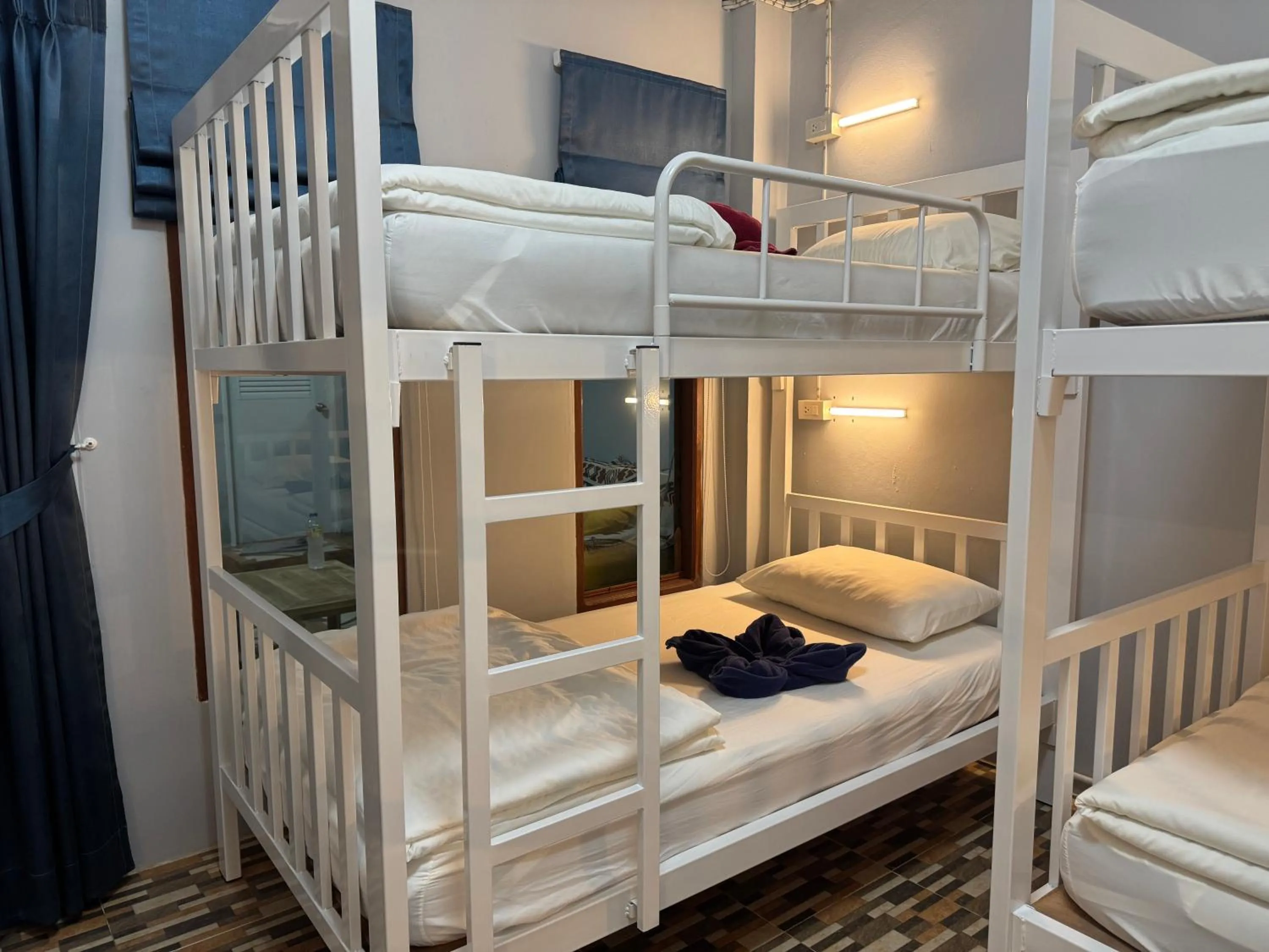 Bed in Boom Hostel Khao Sok