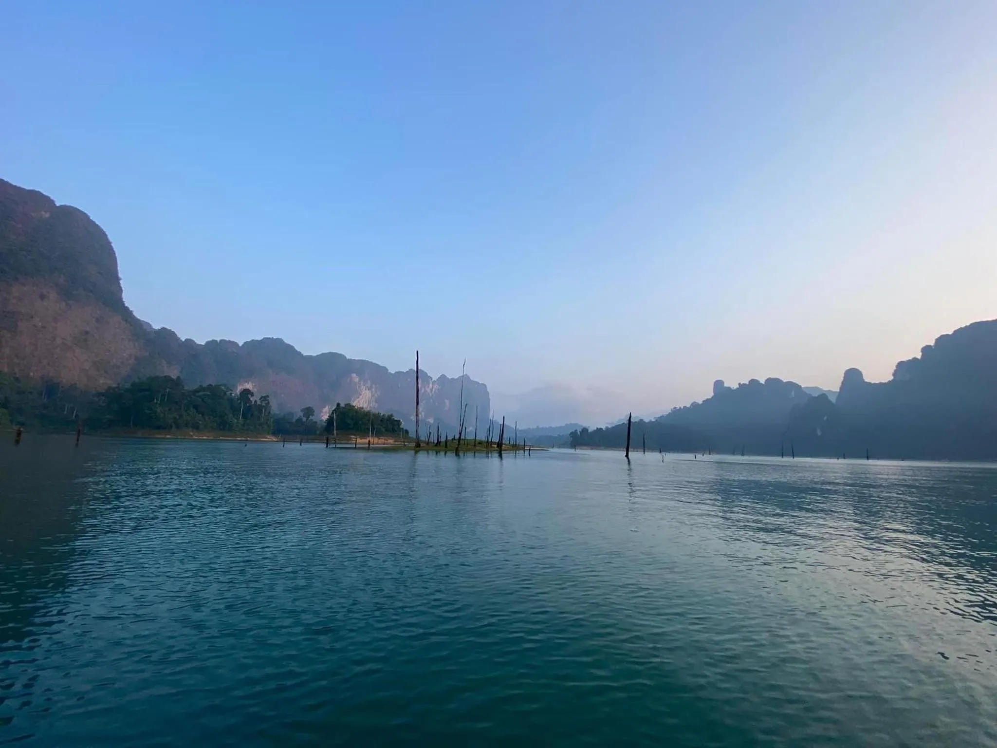 Boom Hostel Khao Sok