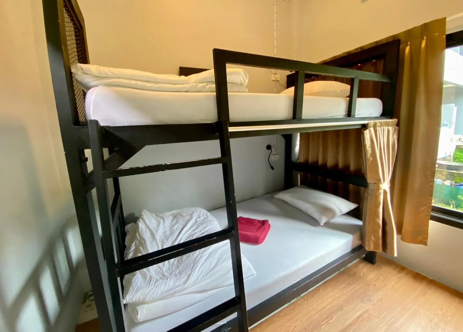 Bed in Boom Hostel Khao Sok