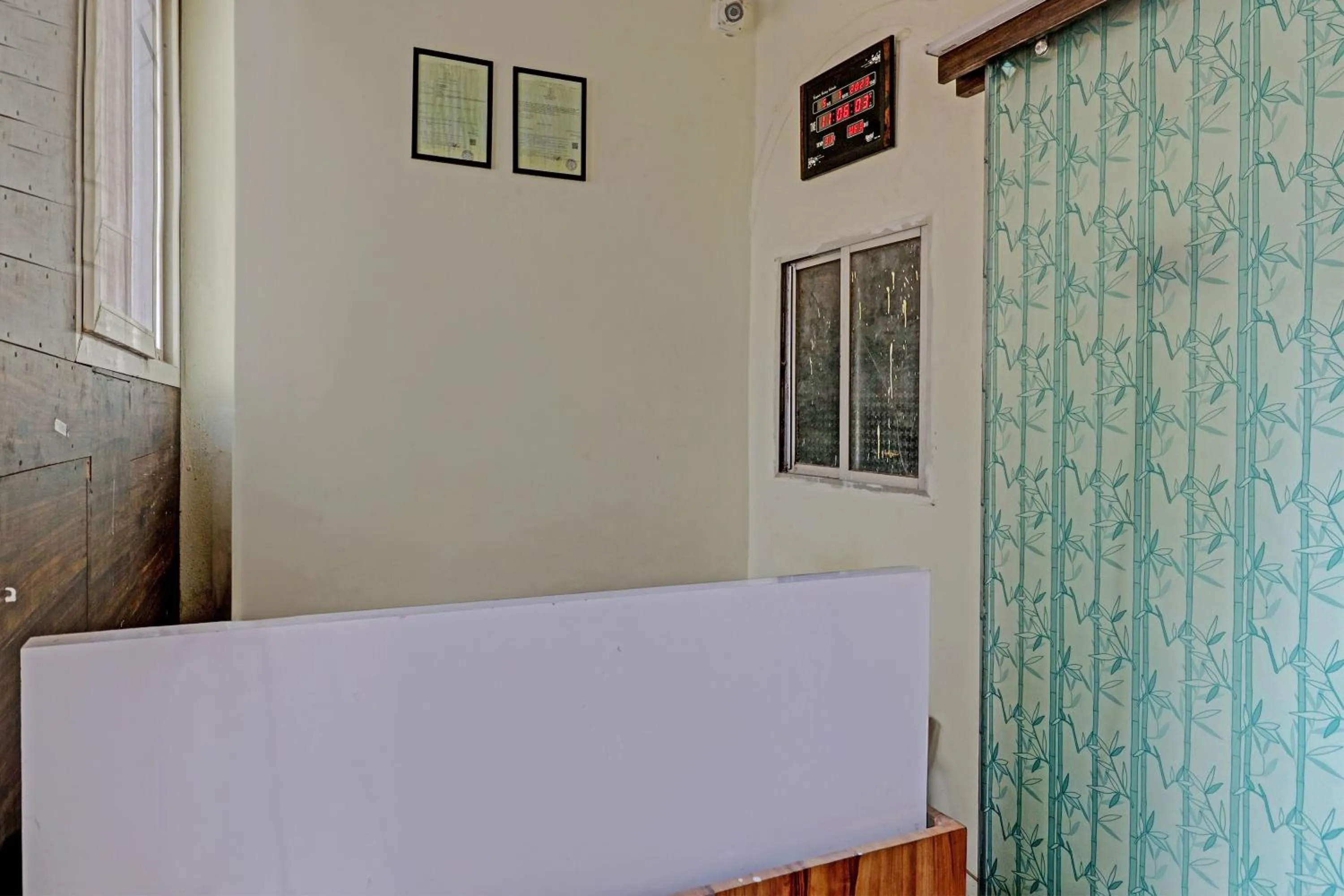 Lobby or reception in SPOT ON 81062 Moonlight Hotel