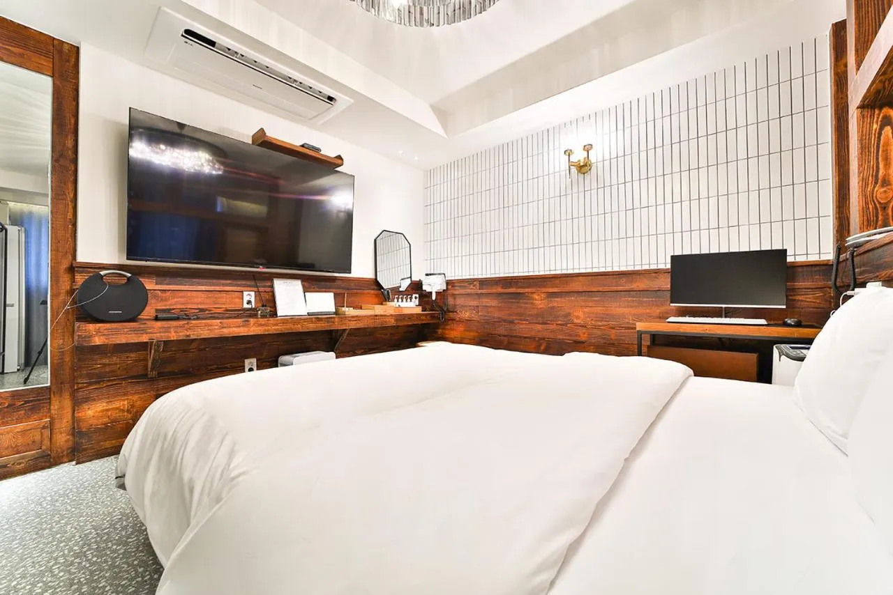 Bed in Hotel February Tongyeong Jukrim