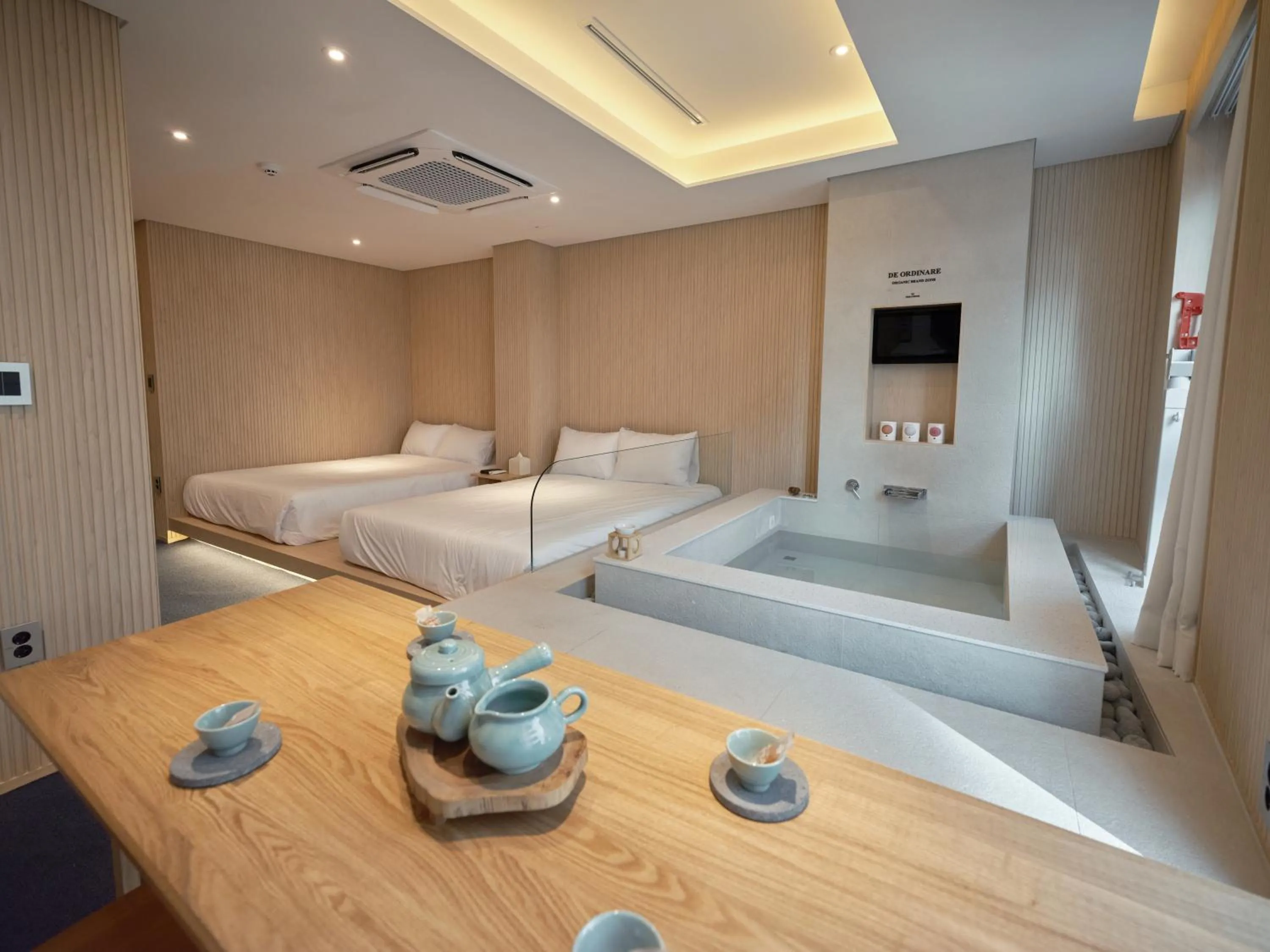 Bedroom, Bed in UH Suite Seoul Square