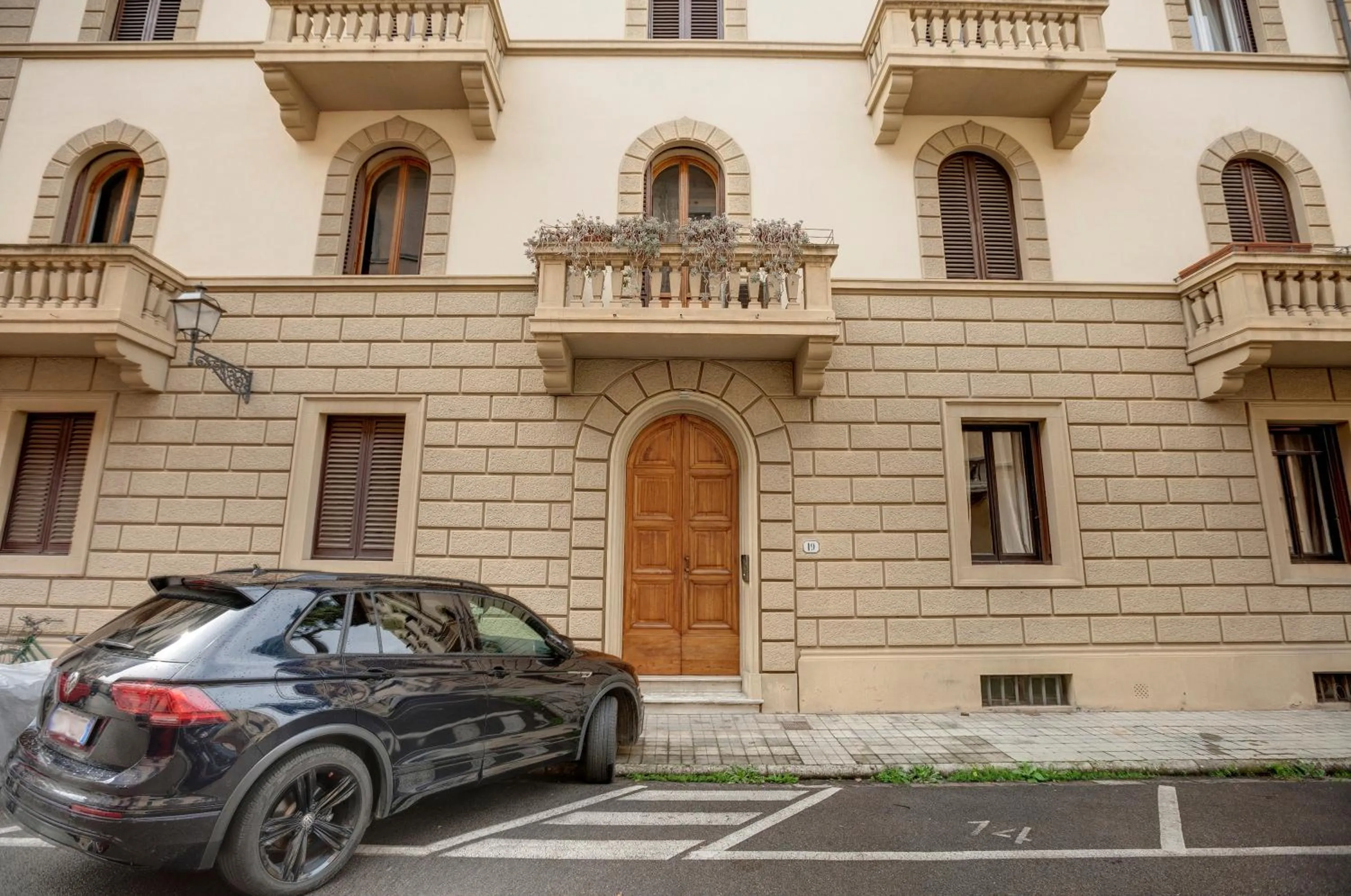 Facade/entrance in Magenta Apartment by Mamo Florence