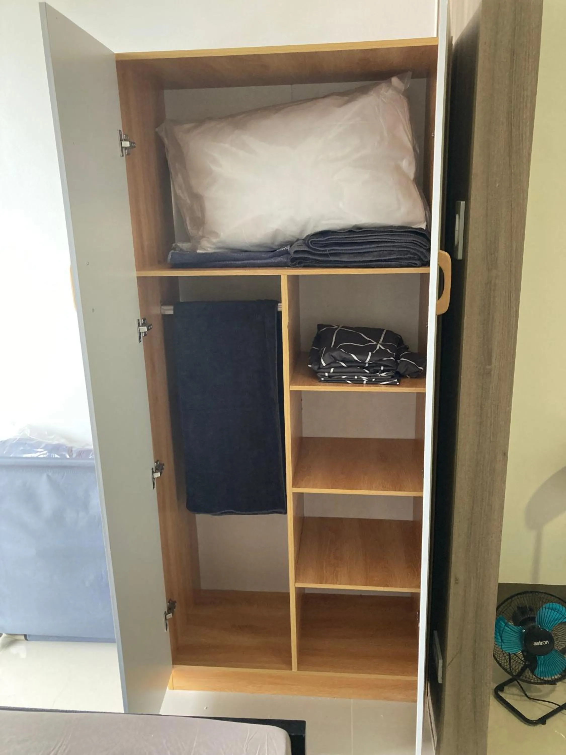 wardrobe, Bed in Penthouse studio at Fame Residence 41st Floor, ShangriLa-Megamall