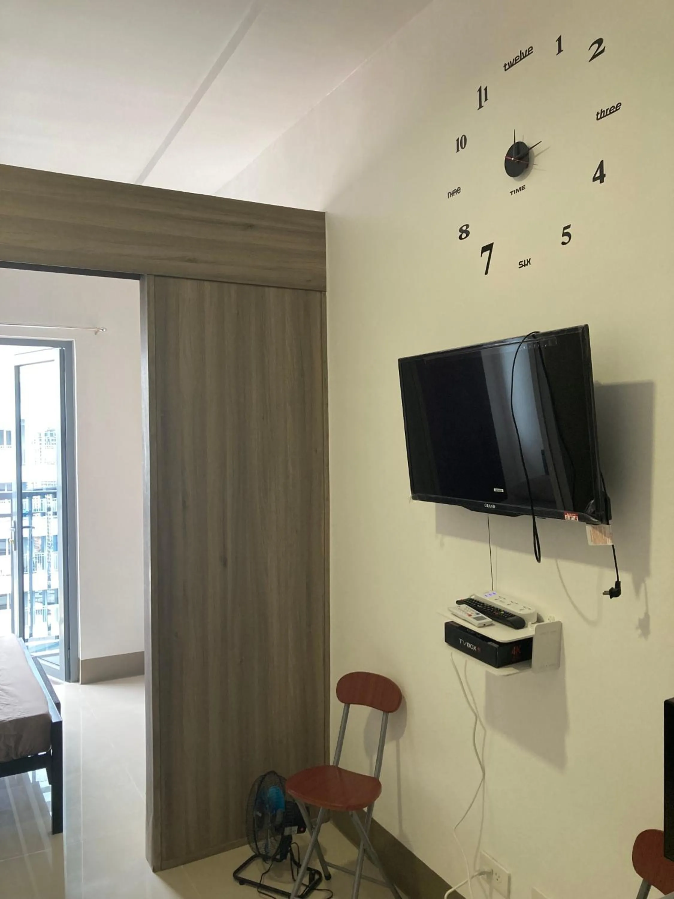 TV and multimedia in Penthouse studio at Fame Residence 41st Floor, ShangriLa-Megamall