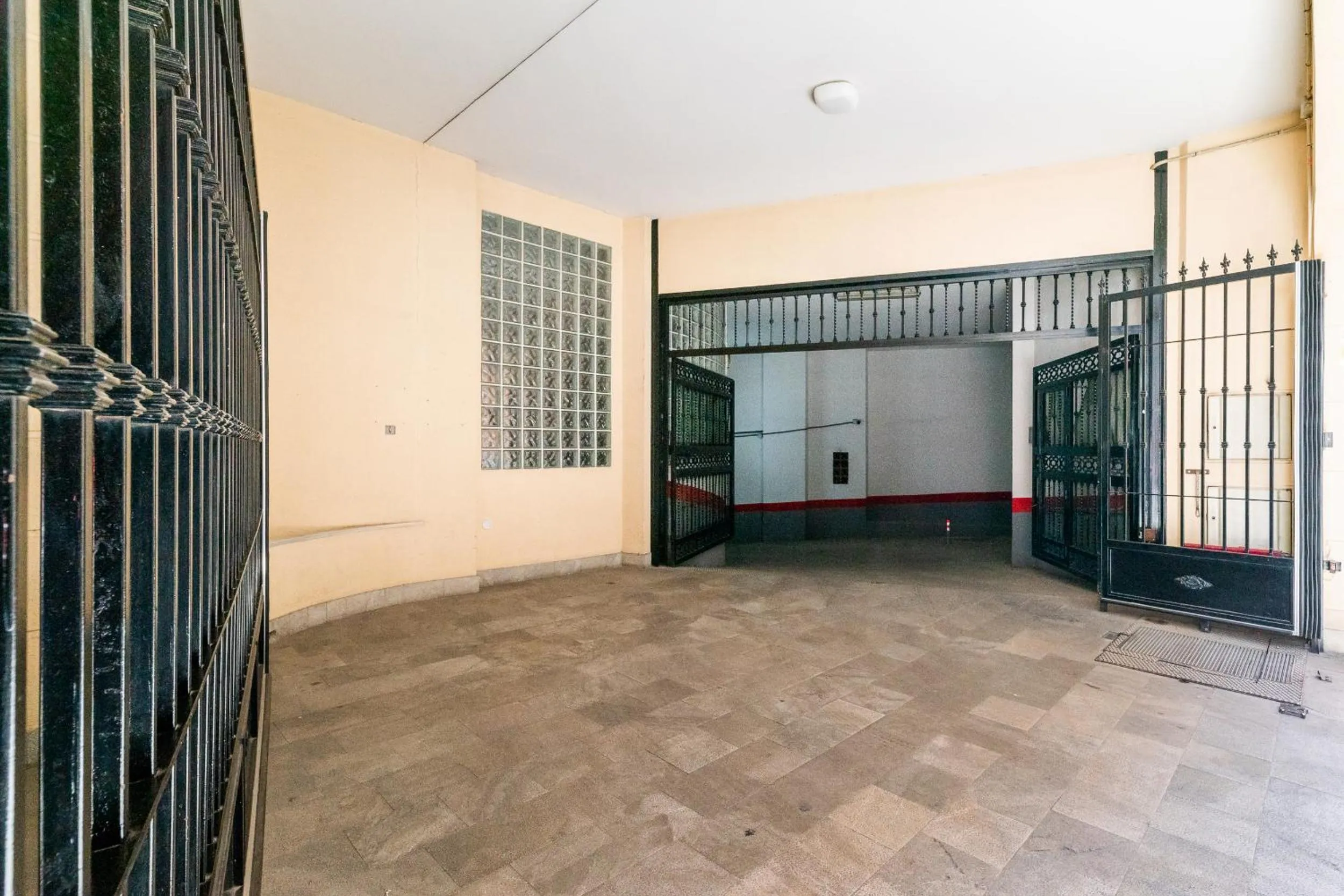 Property building in Piedra Santa