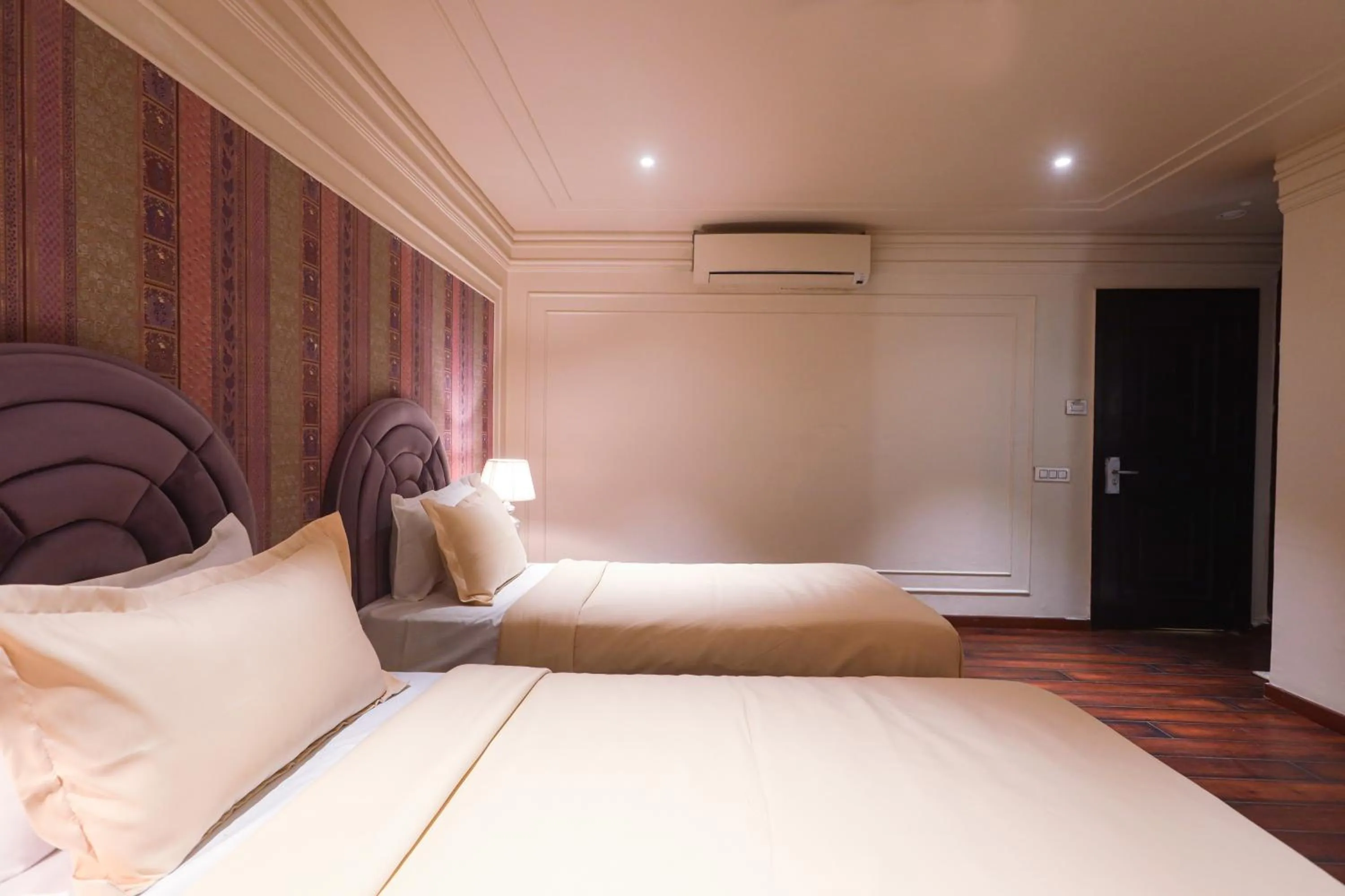 Bed in The Saga Hotel Green Park