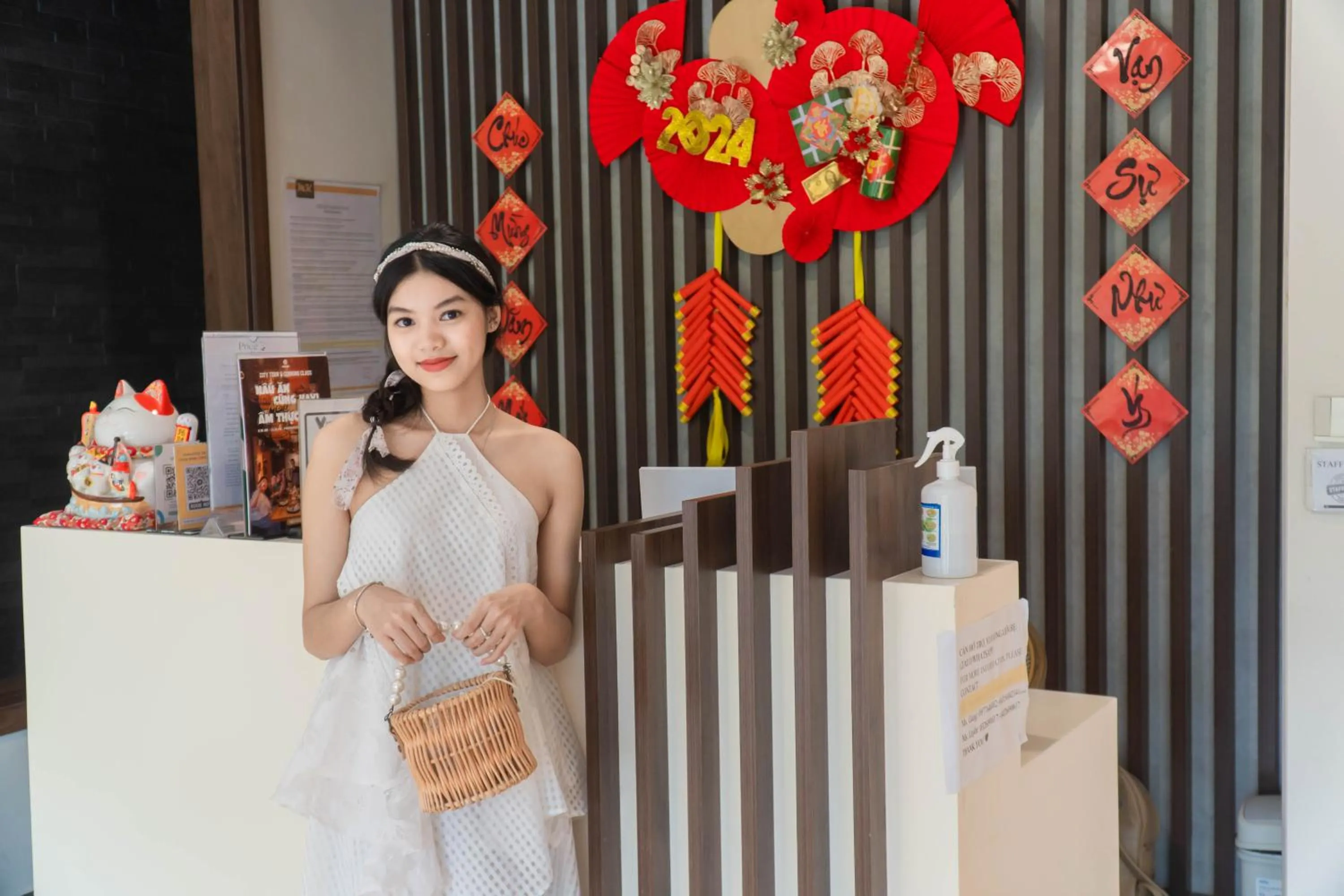 Lobby or reception in MK Riverside Apartment by Haviland