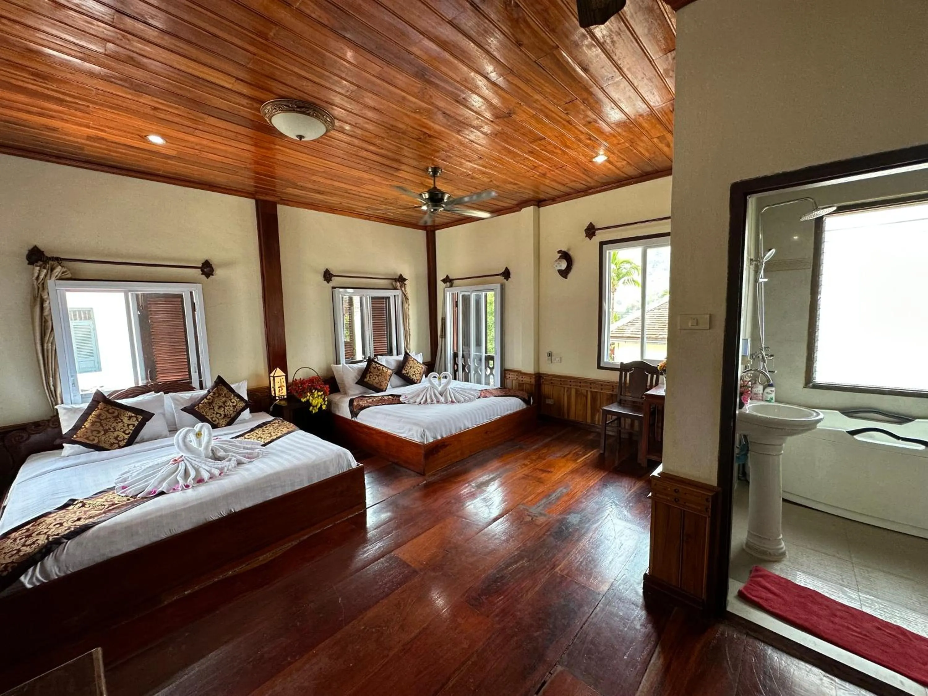 Photo of the whole room, Bed in Villa Thida Mekong Riverside