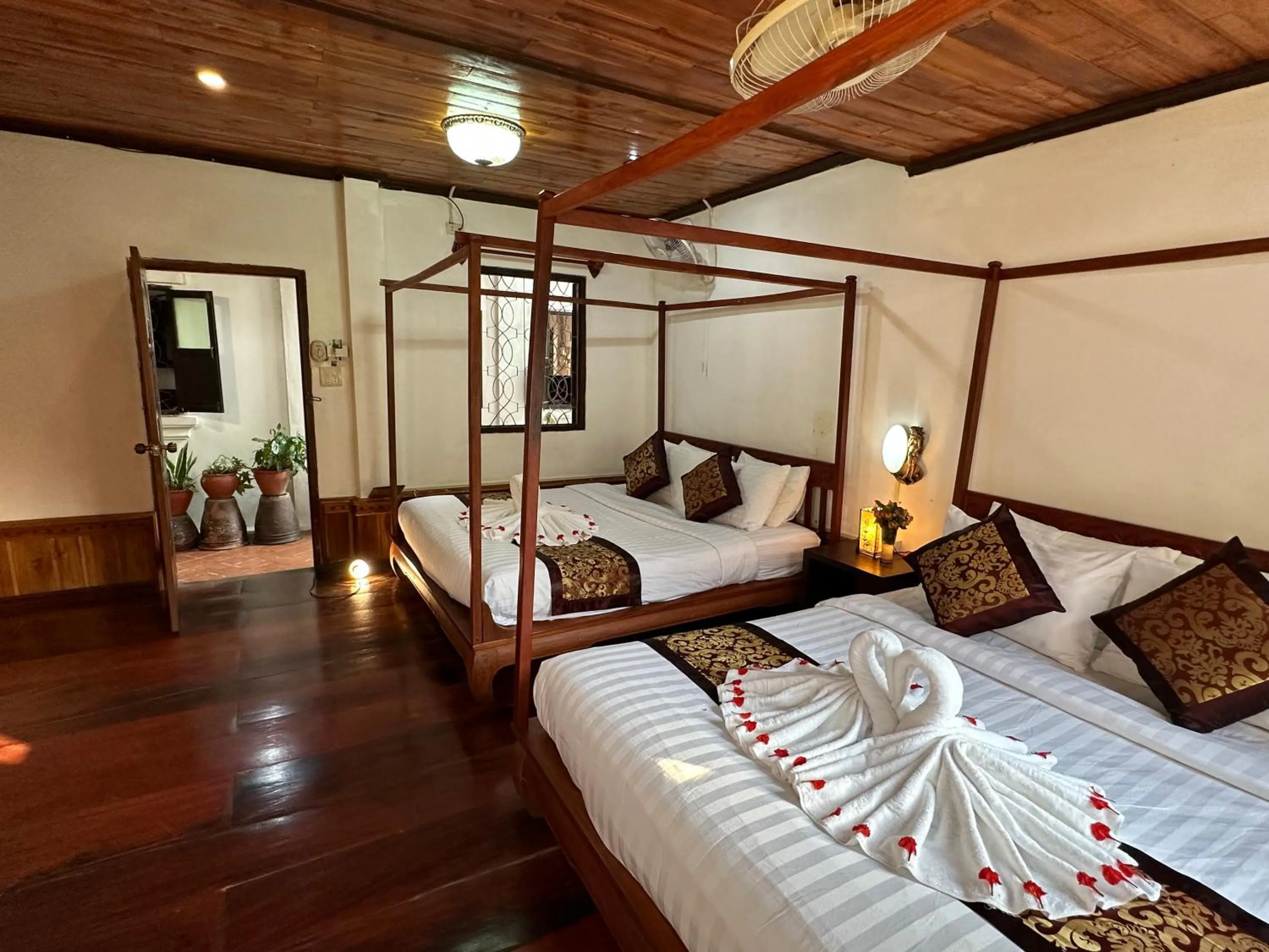 Photo of the whole room, Bed in Villa Thida Mekong Riverside