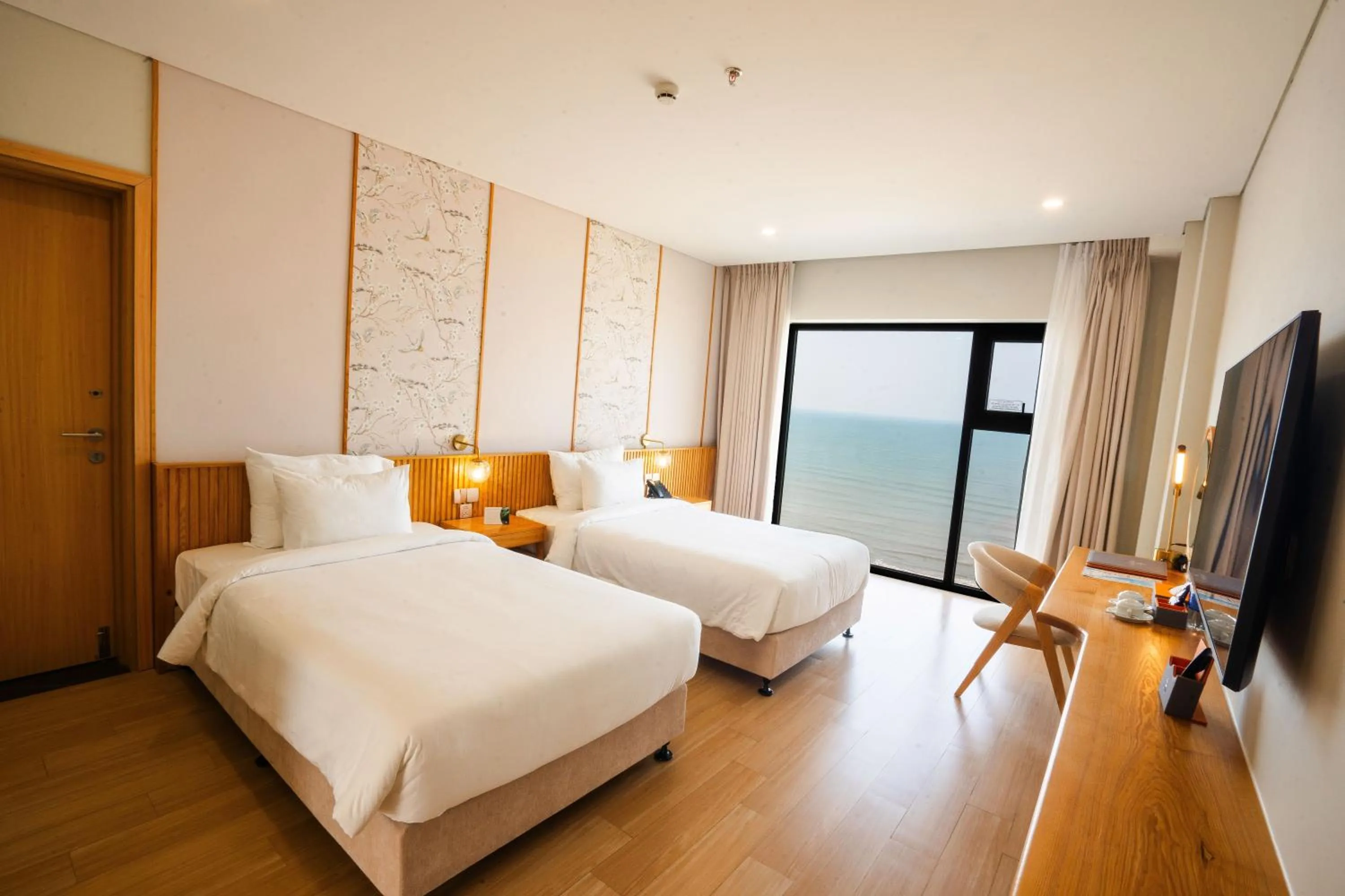 Bed in Seabird Hotel Thien Cam
