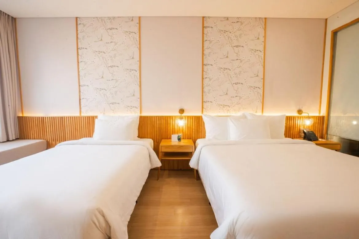 Bed in Seabird Hotel Thien Cam