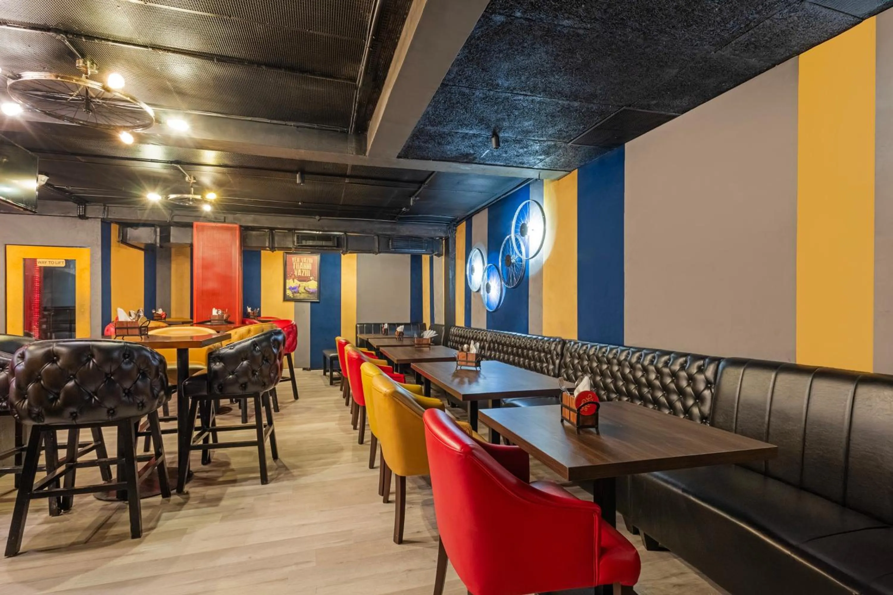 Restaurant/places to eat in Treebo Premium Twin Star