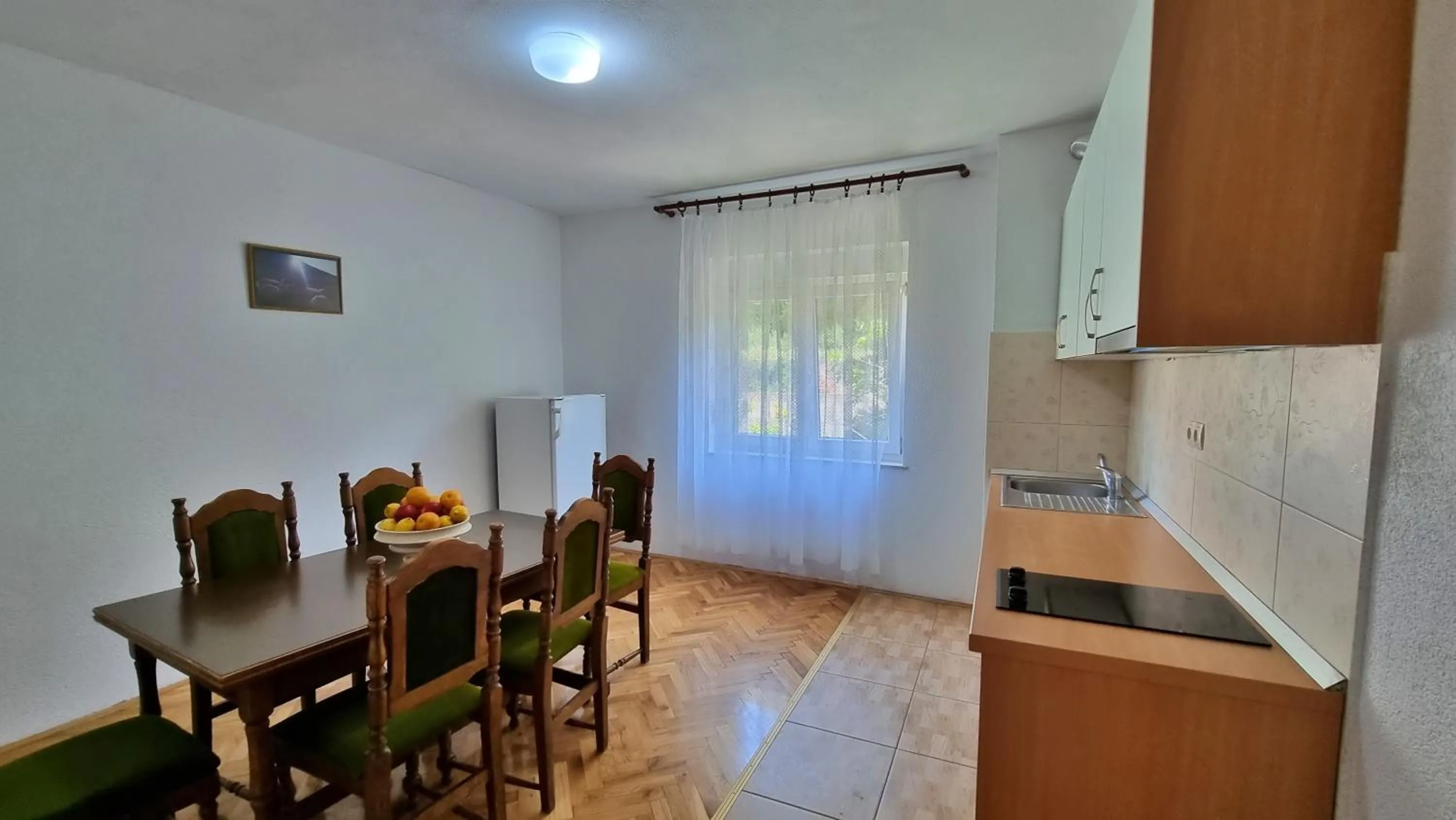 Dining area in Apartments Iko Nemira